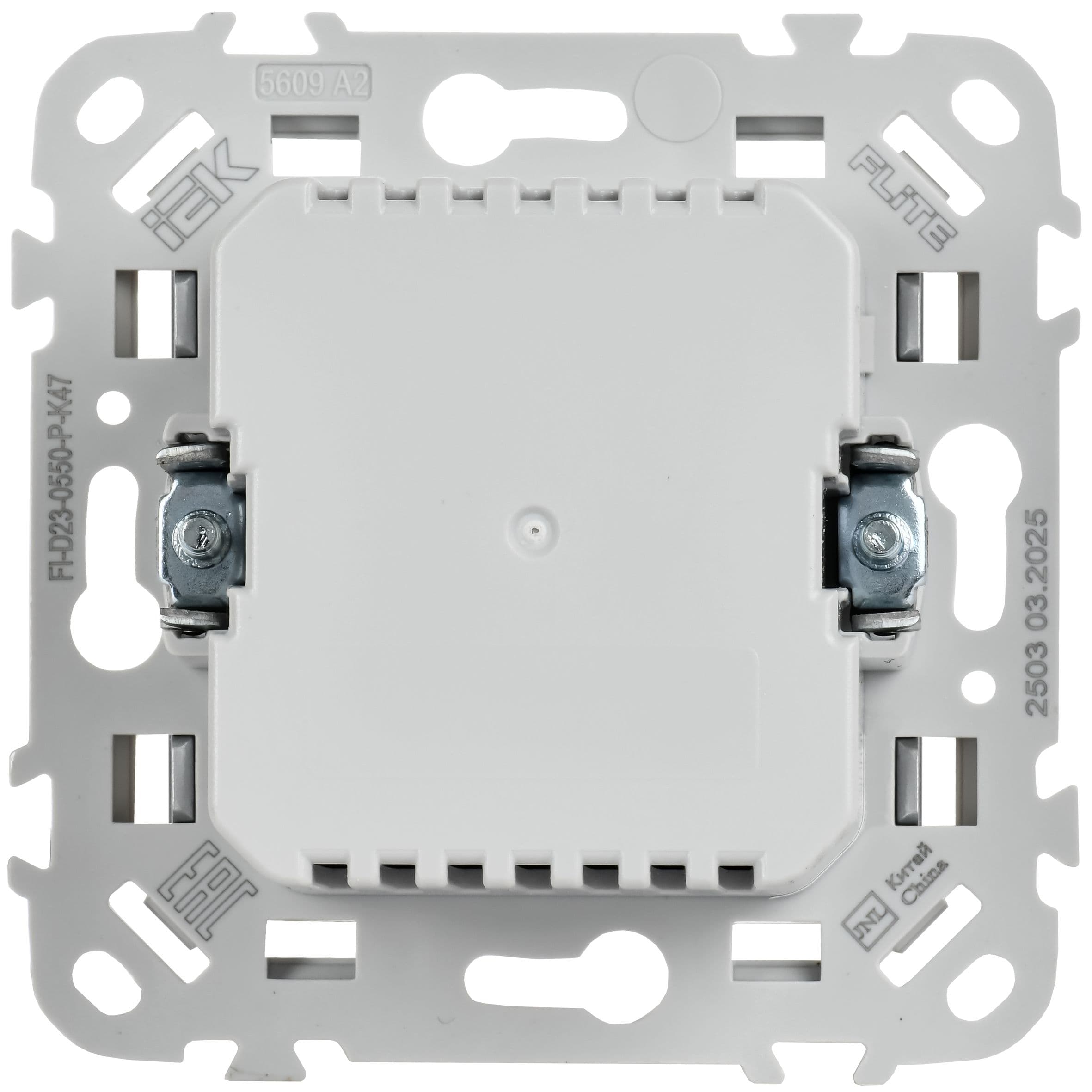 IEK FLITE Алюминий Светорегулятор проходной TRIAC 550Вт — миниатюра 3
