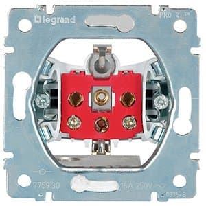 Legrand PRO 21 Мех Розетка 2К+З с мех. блокировкой, винтовые клеммы 775930 — миниатюра 2