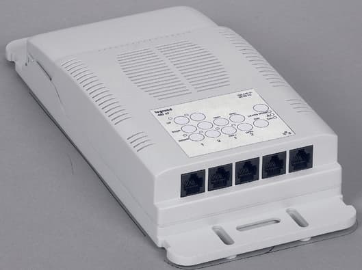 Legrand Комнатный контроллер включения/выключения монтаж на потолке 2 выхода для управления шторами и рольставнями 16 А 048847 — миниатюра 2