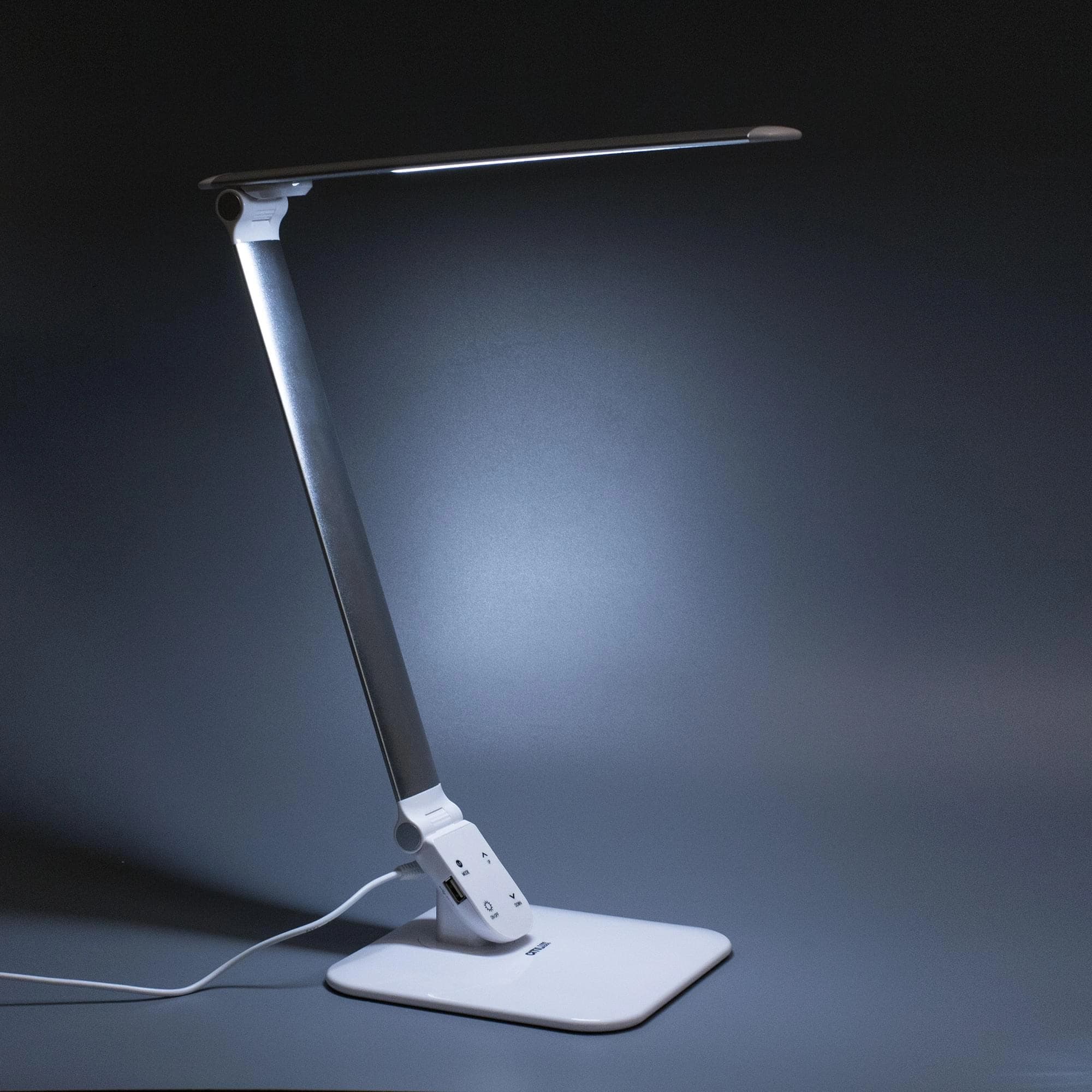 Citilux CL803021 Ньютон Бел-Серебр, с USB — миниатюра 10