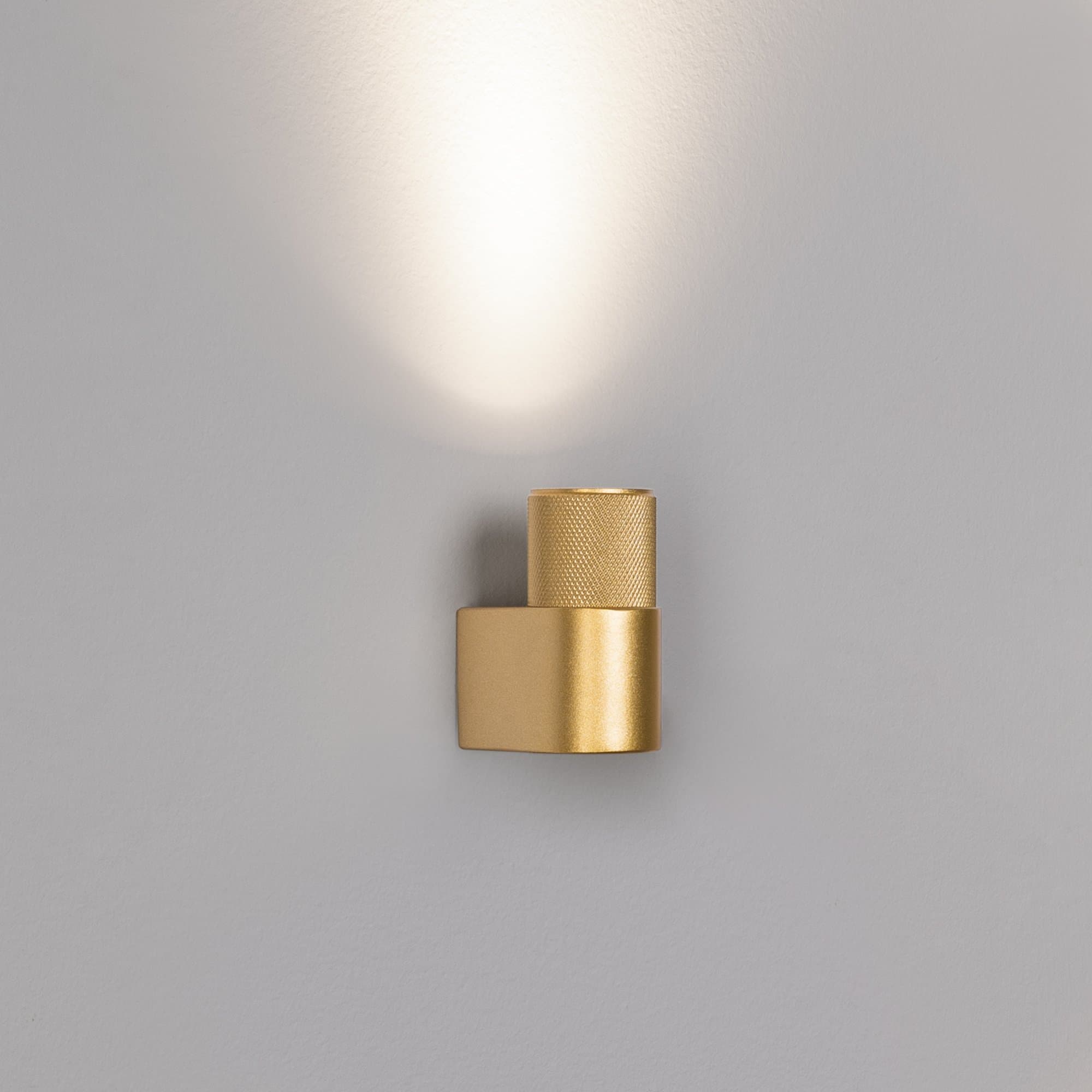 Arlight Светильник SP-SPICY-WALL-MINI-S60x39-3W Day4000 (GD, 40 deg, 230V) (IP20 Металл, 3 года) 035541 — миниатюра 4