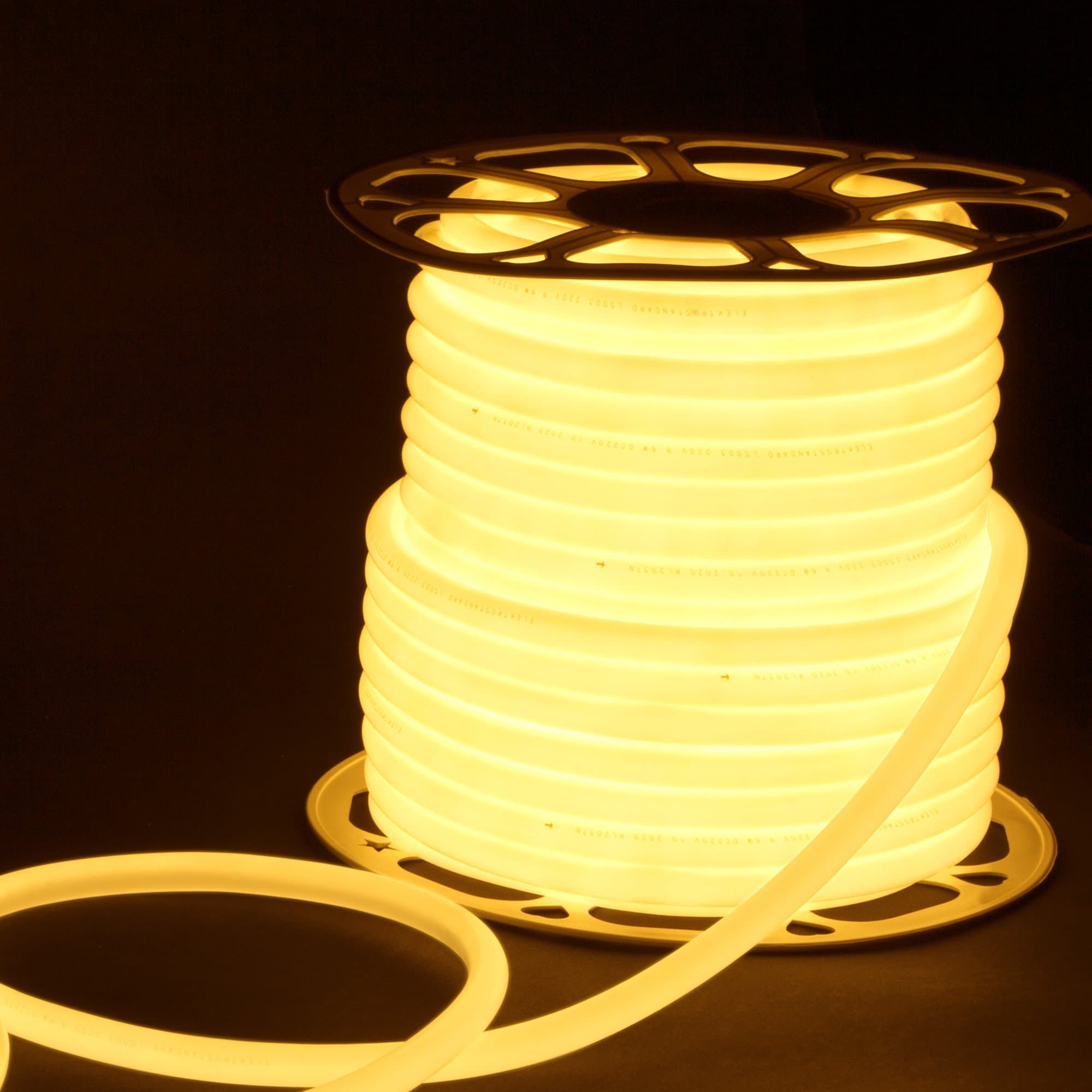 Elektrostandard LS003 220V / Лента светодиодная Гибкий неон 9.6W 144Led 2835 IP67 16mm 3300K круглый теплый белый, 50 м a052998