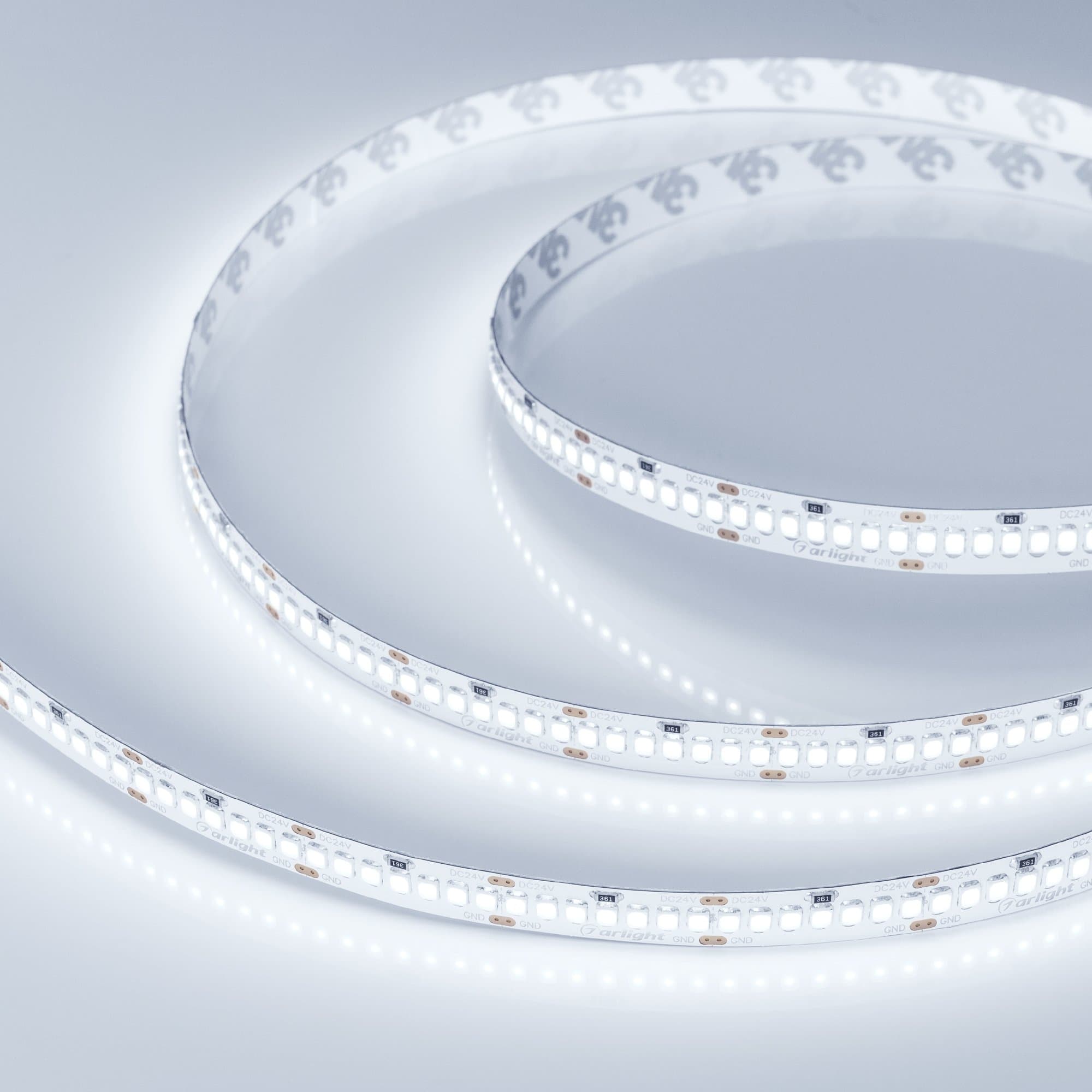 Arlight Светодиодная лента RT 2-5000 24V Cool 8K 10mm (2835, 252 LED/m, LUX) (10 Вт/м, IP20) 022654 — миниатюра 3