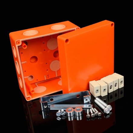 Kopos Коробка огнестойкая Е90, 126х126х74, IP66, с керамическим клеммником 5x1,5-10 мм2 KSK 125 (PO10) KSK 125_PO10