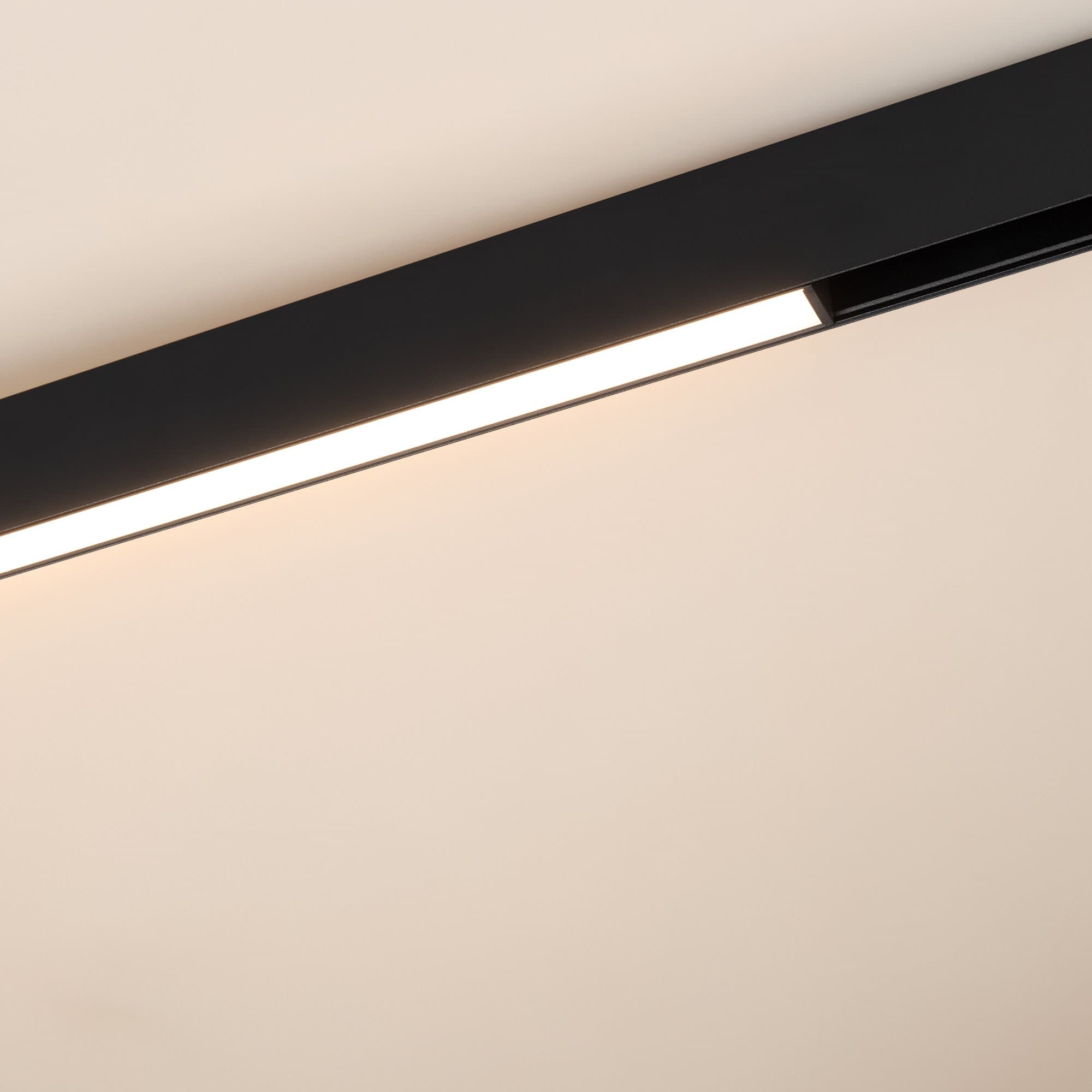 Arlight Светильник MAG-ORIENT-FLAT-L690-24W Warm3000 (BK, 80 deg, 48V, DALI) (IP20 Металл, 3 года) 035570 — миниатюра 6