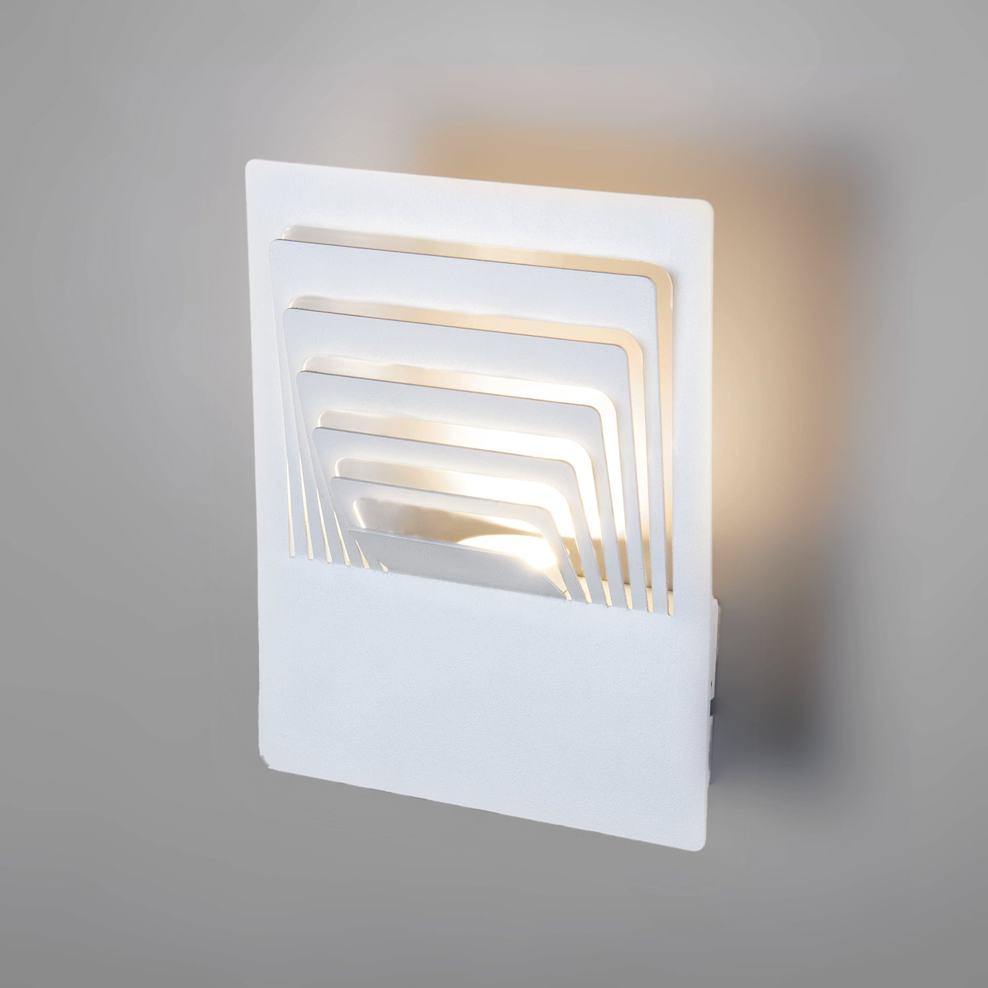 Elektrostandard MRL LED 1024 / Светильник настенный светодиодный Onda белый a051815