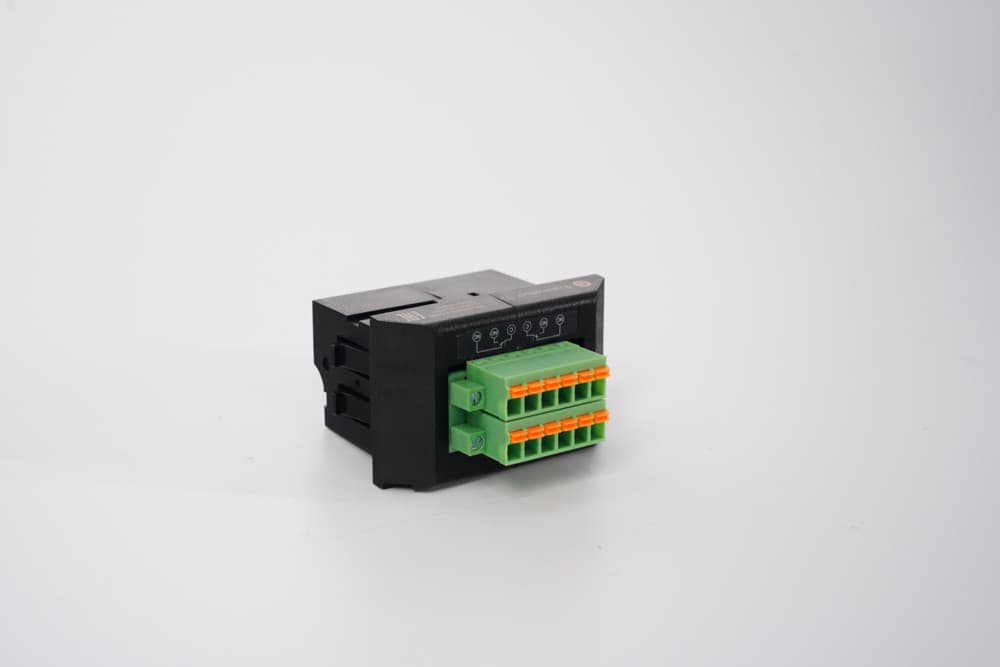 Systeme Electric Вспомогательный контакт для SD160-250 2NO2NC