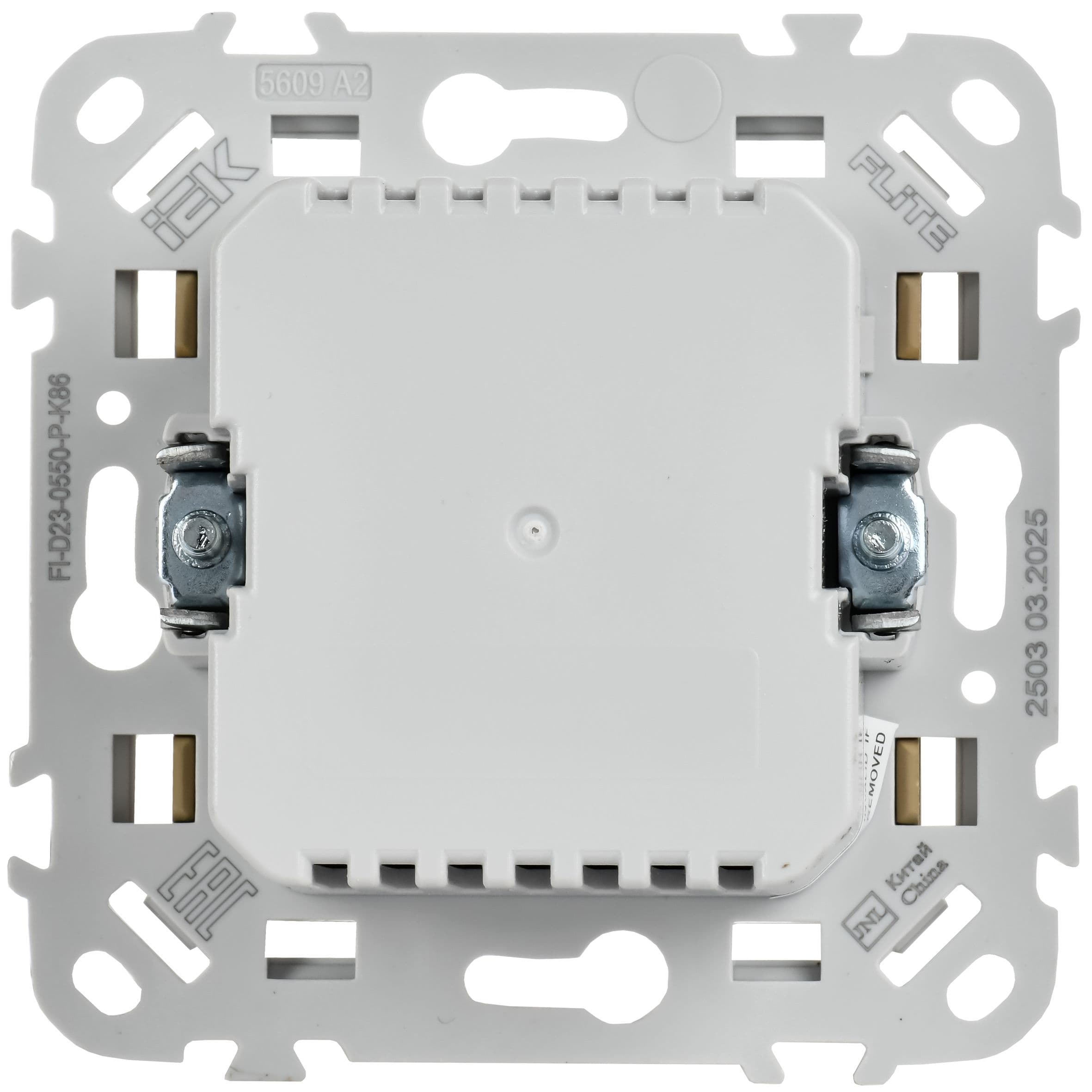 IEK FLITE Сливочный Светорегулятор проходной TRIAC 550Вт — миниатюра 3
