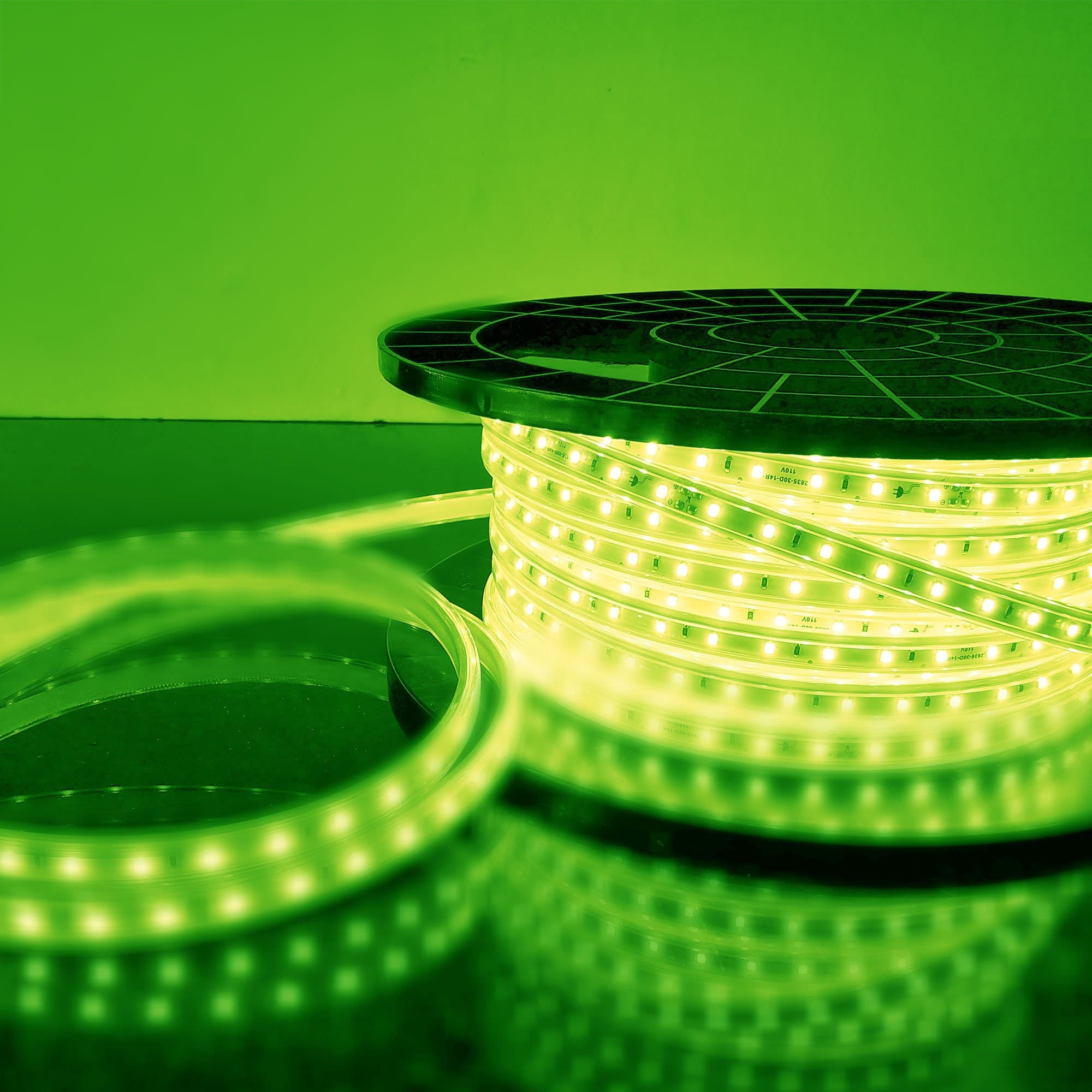 Elektrostandard LS004 220V / Лента светодиодная 220V 4,8W 60Led 2835 IP65 зеленый, 50 м a044276
