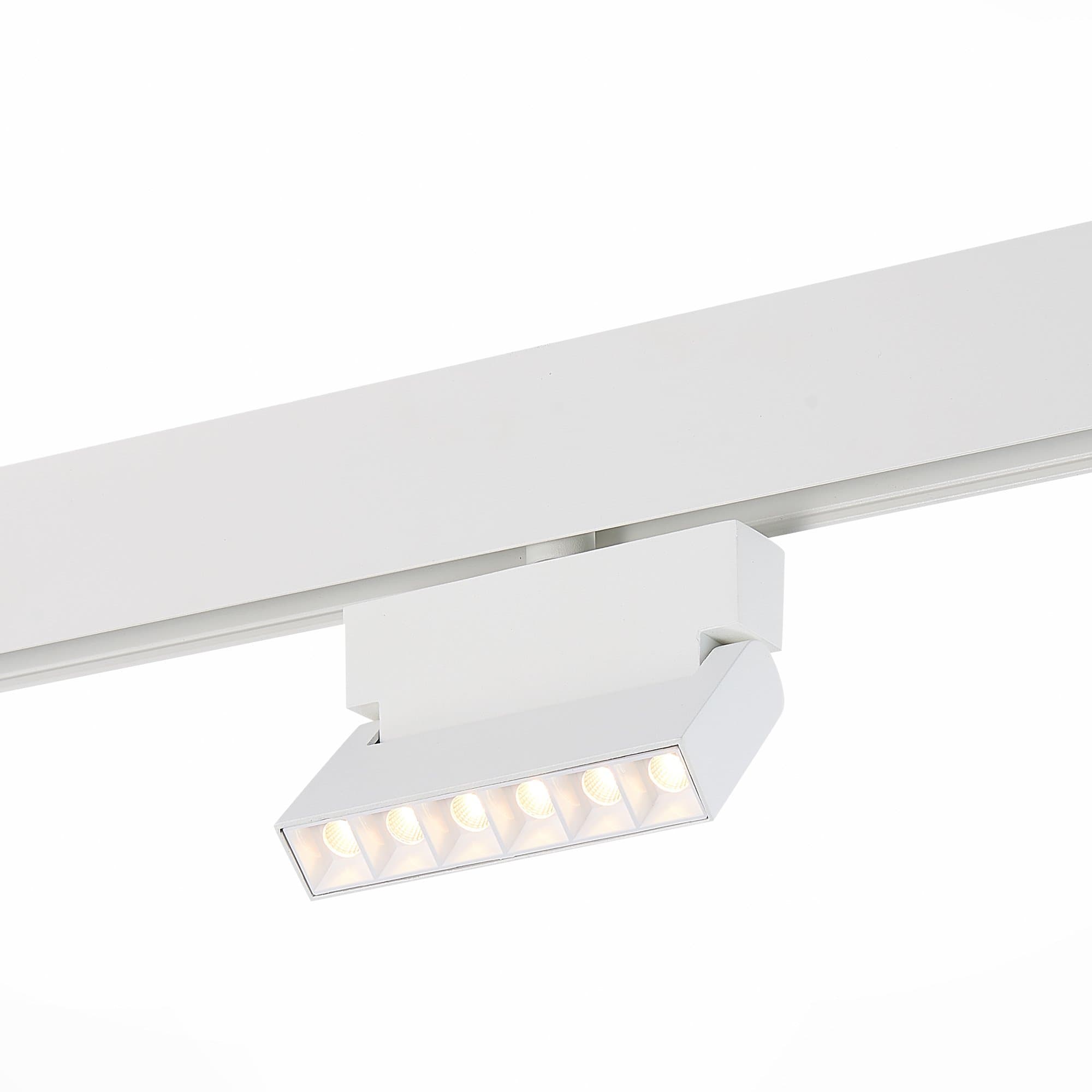 ST Luce ST362.536.06 Магнитный трековый светильник белый LED 1*6W 3000K 532Lm Ra>80 36° IP20 L120xW22xH134 48V