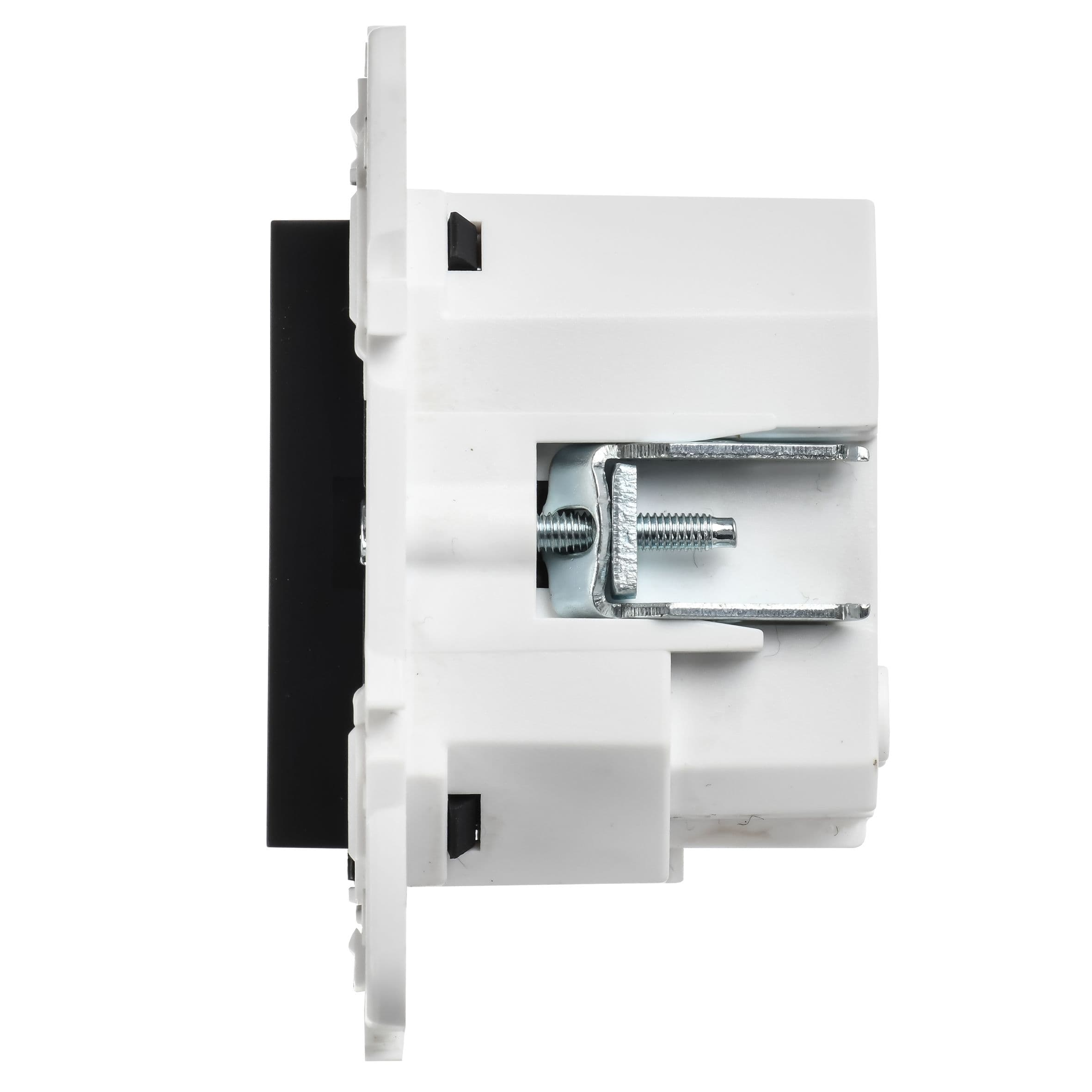 IEK SKANDY Титан Розетка с/з с защитными шторками 16А с USB C 18Вт SK-R17T — миниатюра 4