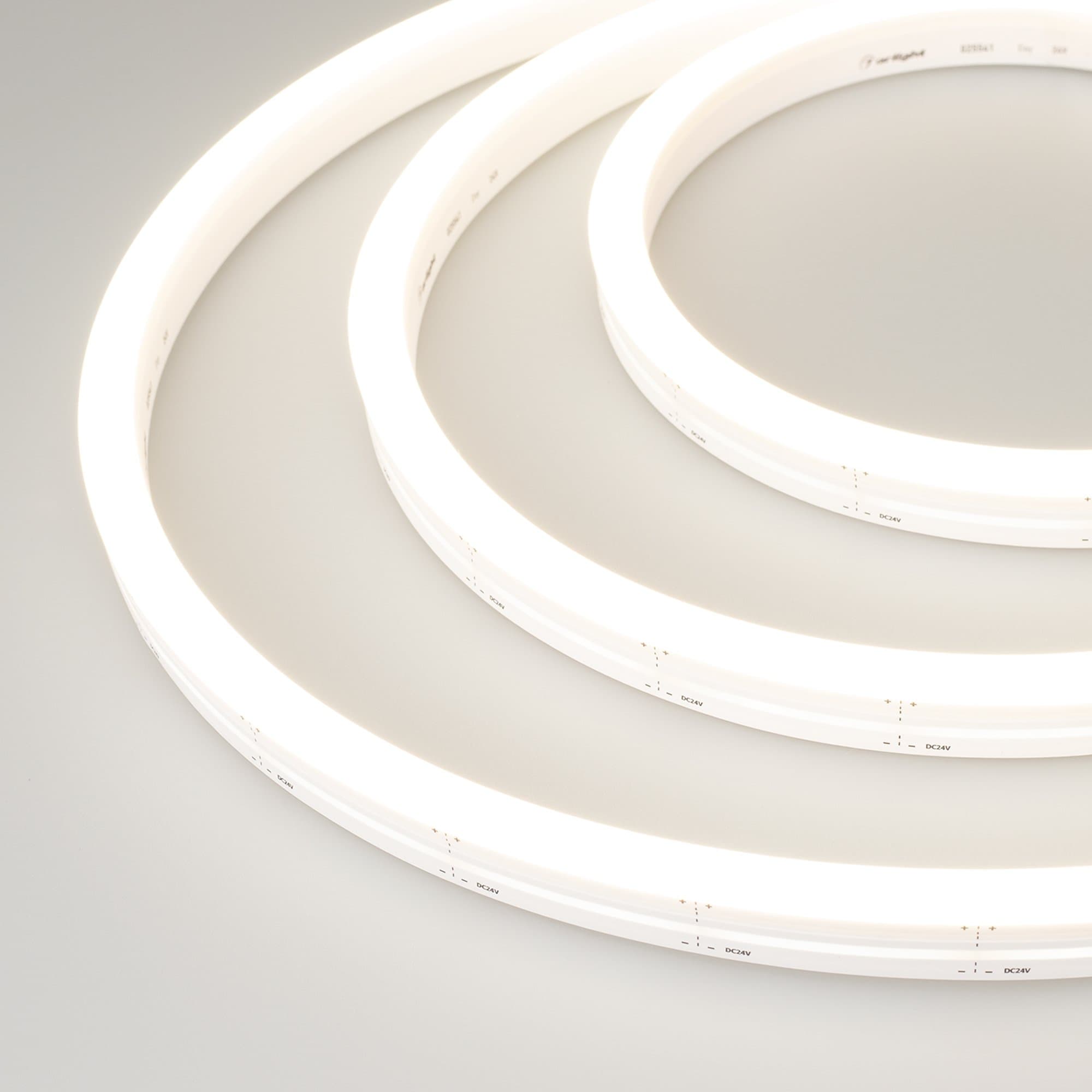 Arlight Лента герметичная MOONLIGHT-SIDE-A140-12x17mm 24V Day4000 (9.6 W/m, IP67, 2835, 5m, wire x1) (9.6 Вт/м, IP67) 038797