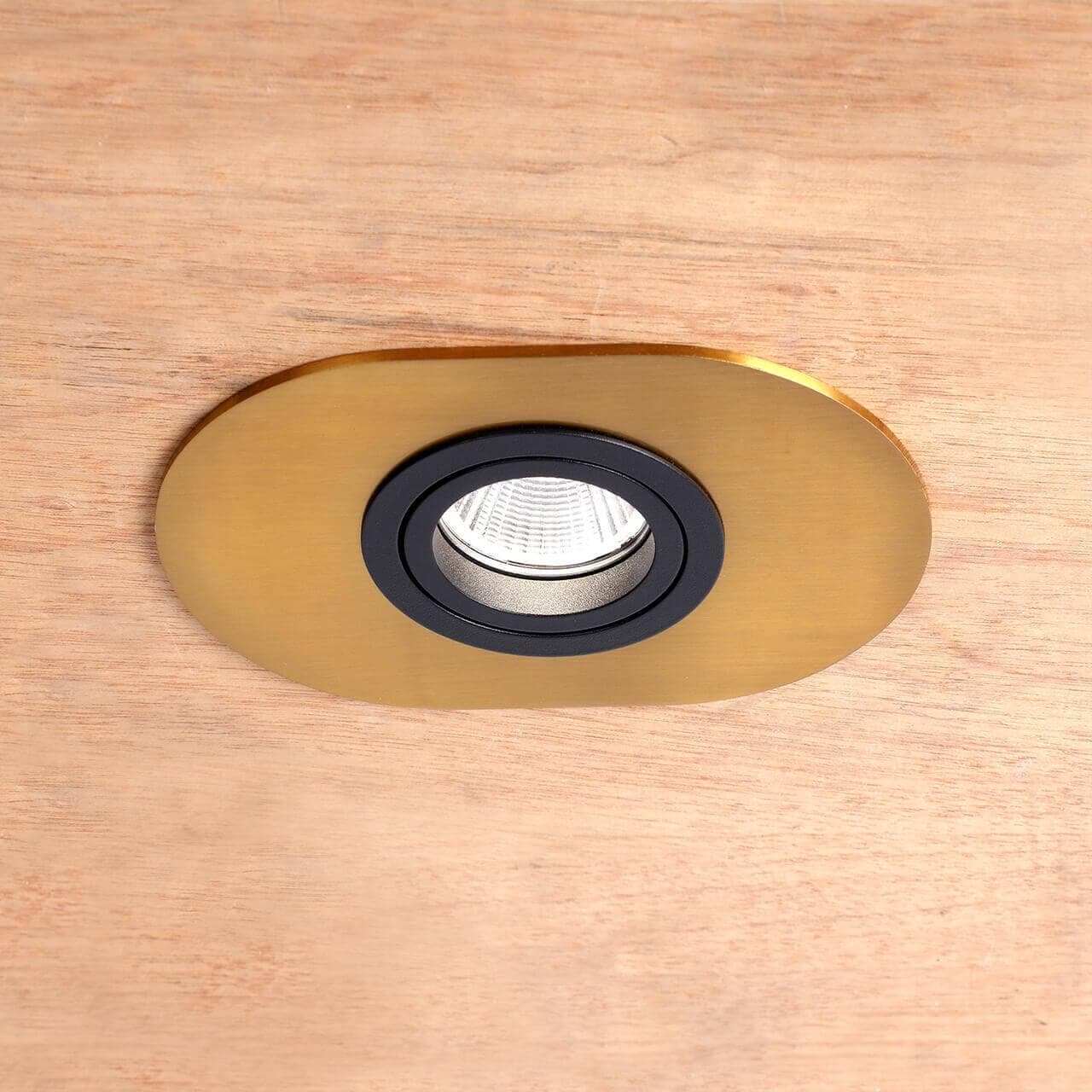 Favourite 2789-1C Retro Cветильник врезной L150*W110*H70, 1*LED*7W, 560LM, 4000K, included — миниатюра 2