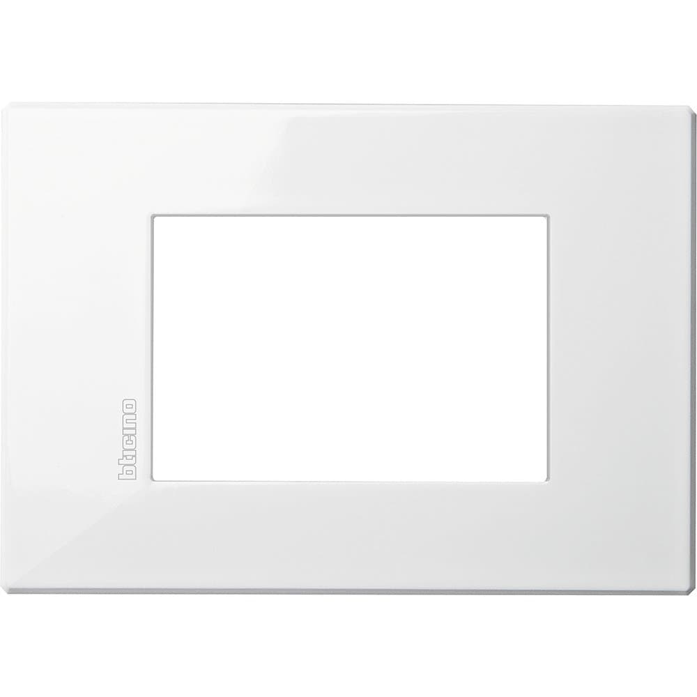 BT Axolute Air White Рамка 3 модуля HW4803HD — миниатюра 2
