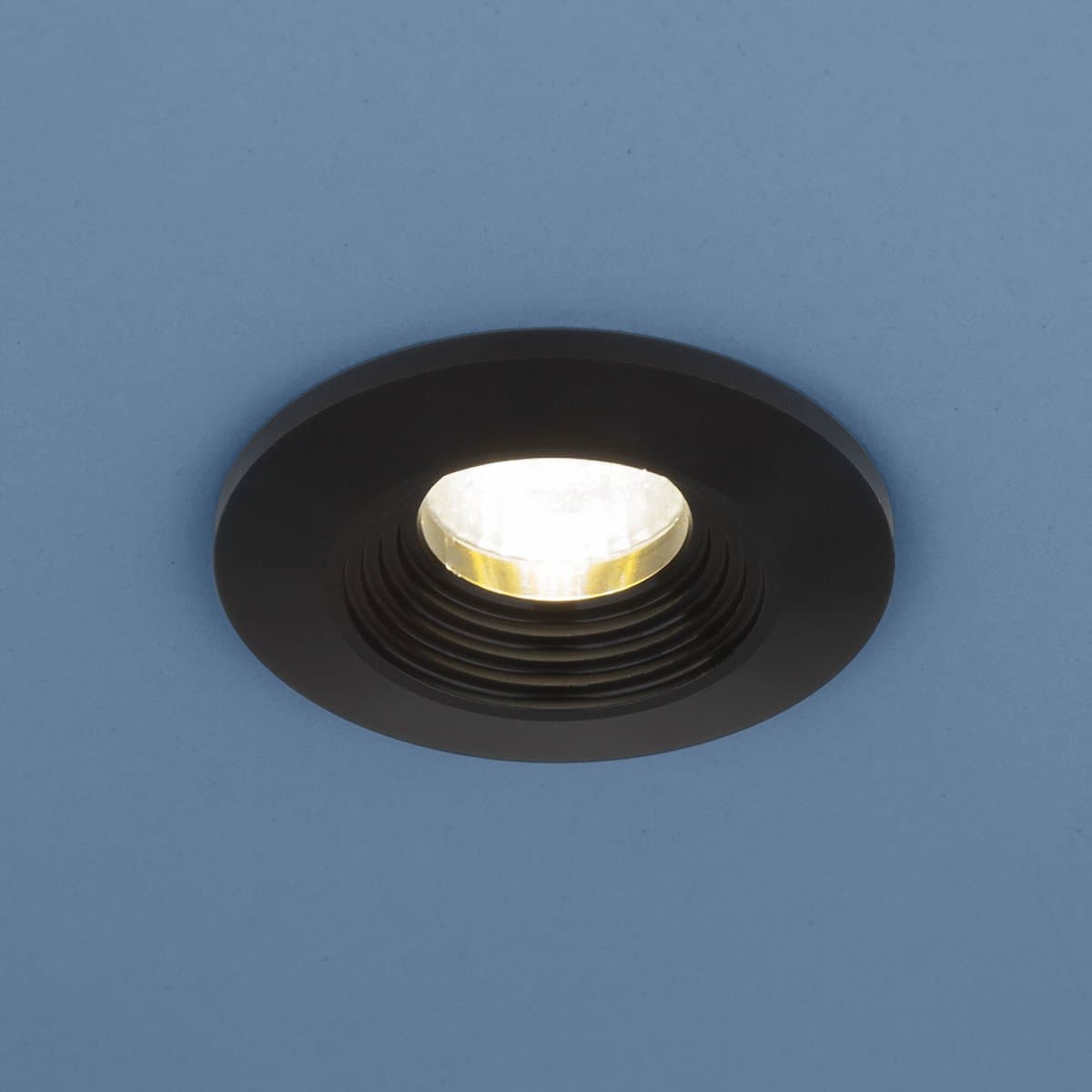 Elektrostandard 9903 LED / Светильник встраиваемый 3W COB BK черный a038446