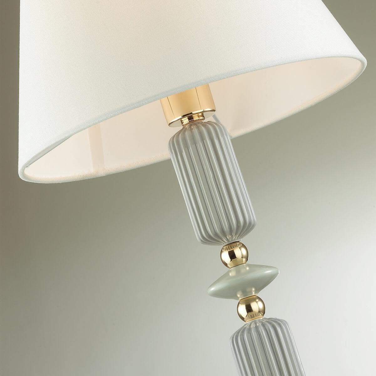 Odeon Light 4861/1TA CLASSIC ODL_EX21 золото/раноцветн./керамика/абажур Настольная лампа E27 1*60W CANDY — миниатюра 4