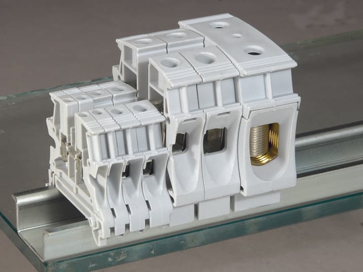 Legrand Viking Клемма 2,5х5, стандартная 037160 — миниатюра 3