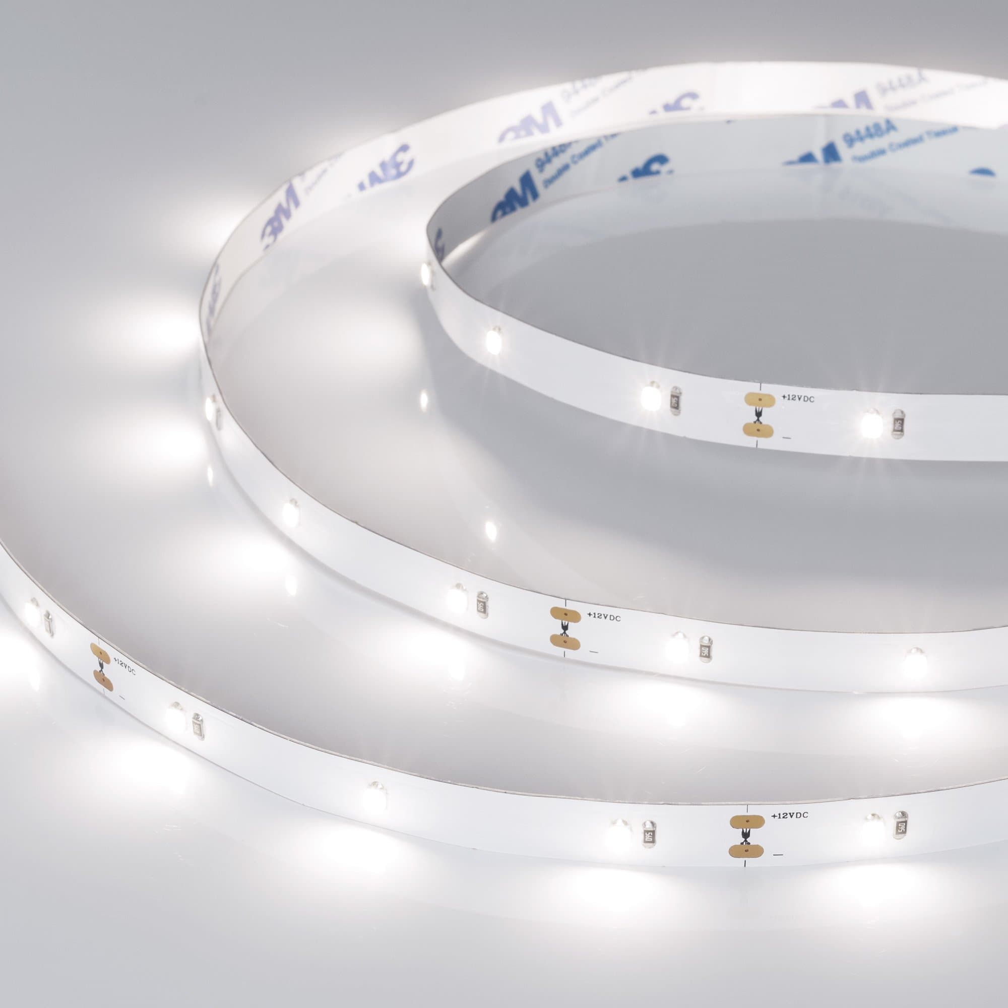 Arlight Светодиодная лента RT 6-5000 12V Day (2835, 150 LED, PRO) (6 Вт/м, IP20) 019674 — миниатюра 4