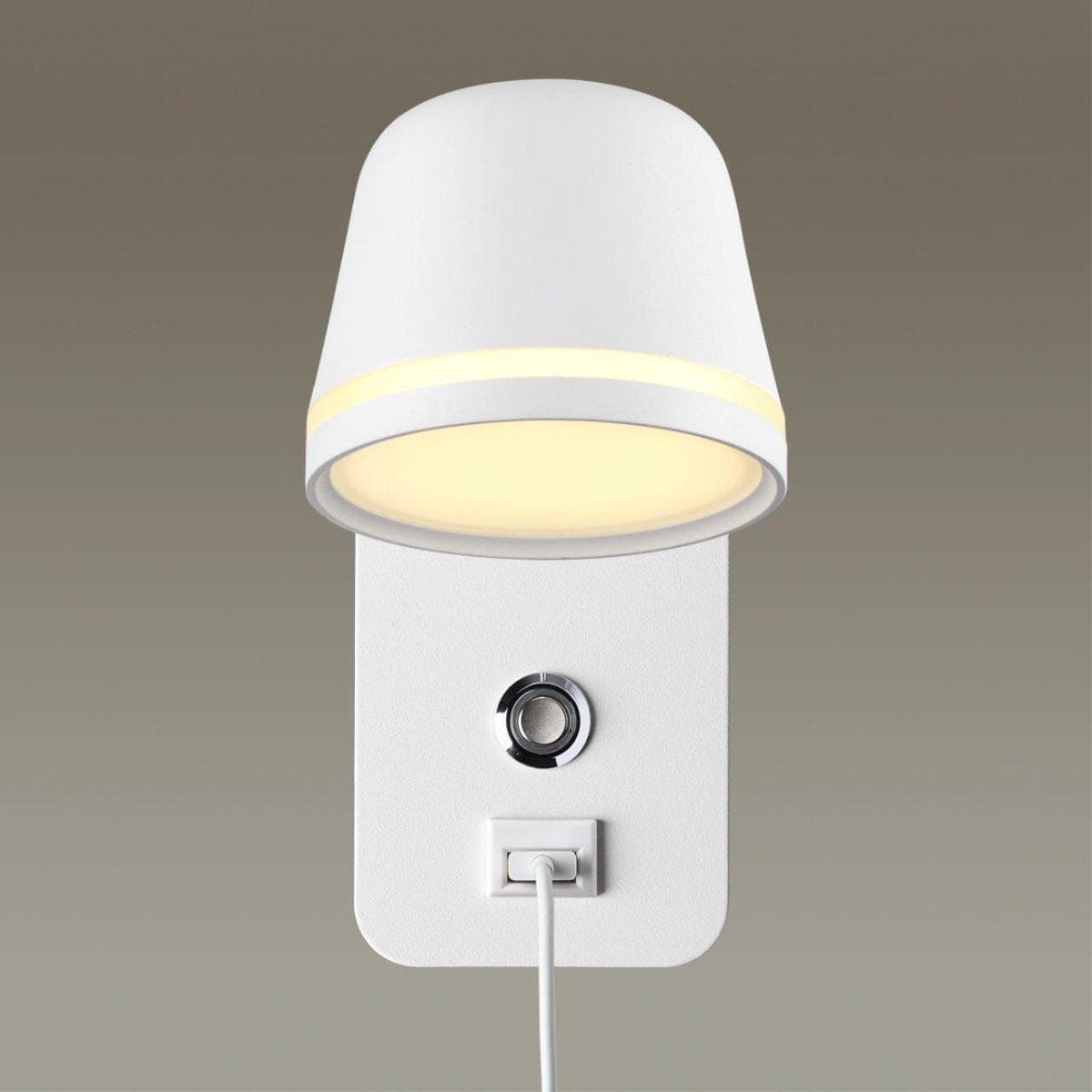 Odeon Light 4298/5WL HIGHTECH ODL22 227 белый/металл Настенный светильник IP20 с USB зарядкой c выкл. LED 7W 400Лм 3000-4000-6000K BANKS — миниатюра 4