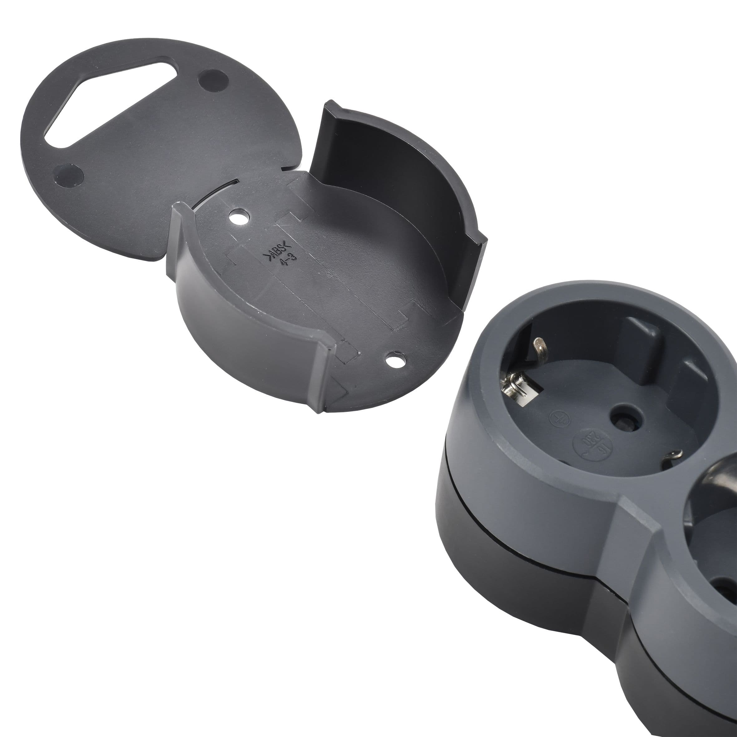 IEK STANDARD Удлинитель У06 6 мест 1,5м 3х1,5мм2 16А черн. — миниатюра 4