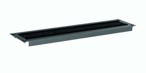 DKC Панель крыши с щеточным вводом для напольных 19" IT-корпусов ДКС серии CQE шириной 800мм, RAL9005