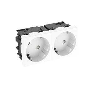 OBO Bettermann Розетка силовая 33° двойная 2х2К+З Modul45connect, со шторками, 16А 250В белая 6120483