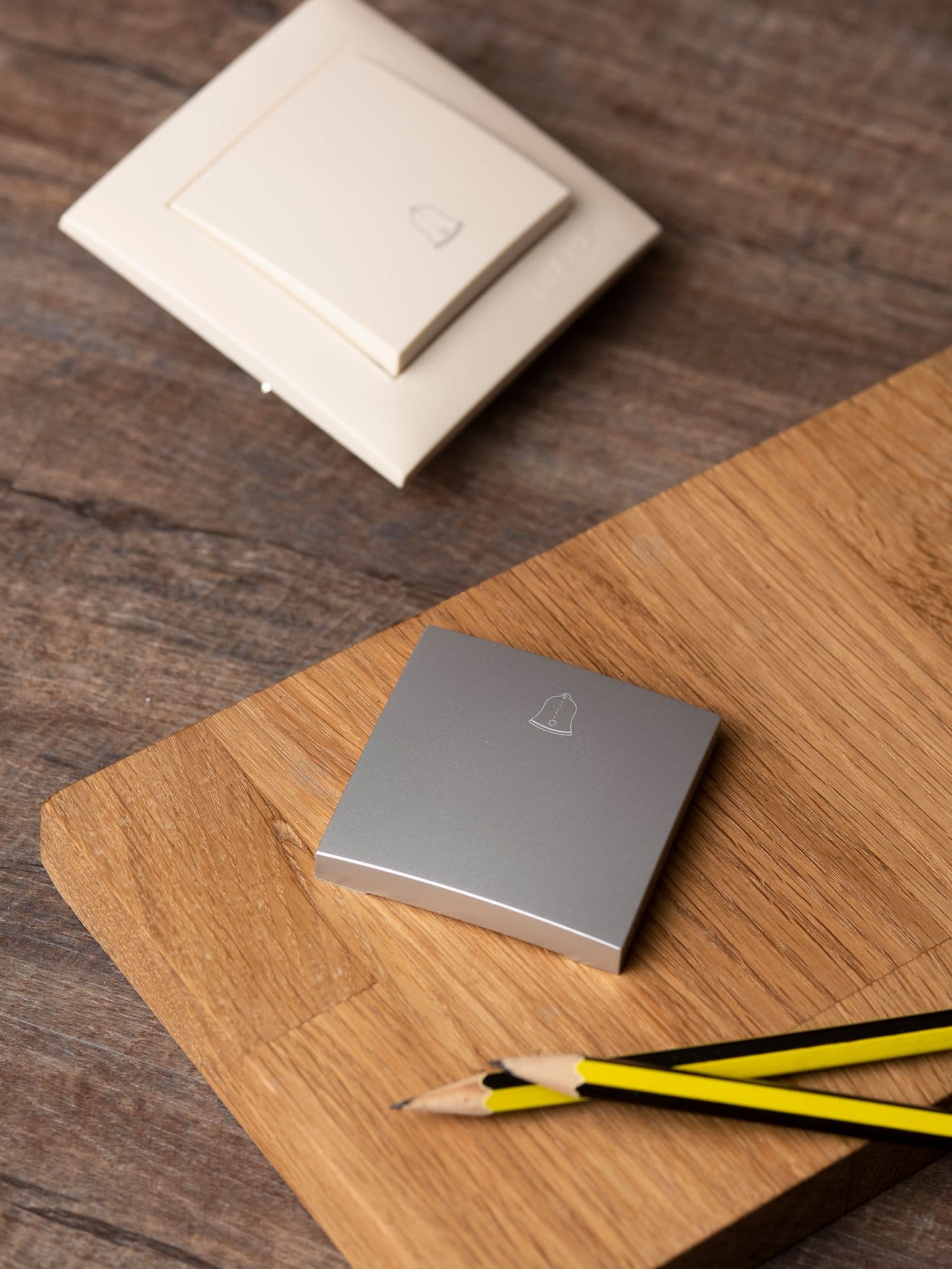 EKF PROxima Валенсия лицевая панель кнопки звонка 10А сталь — миниатюра 2