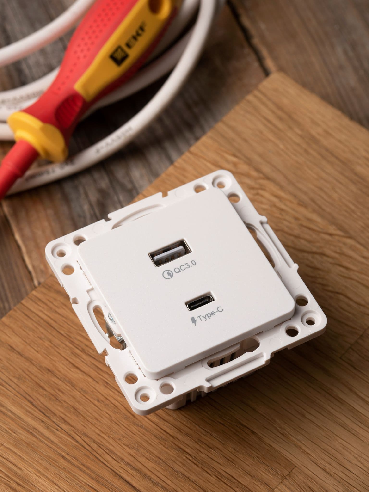 EKF PROxima Стокгольм Белый Розетка с 2 USB type A+C — миниатюра 6
