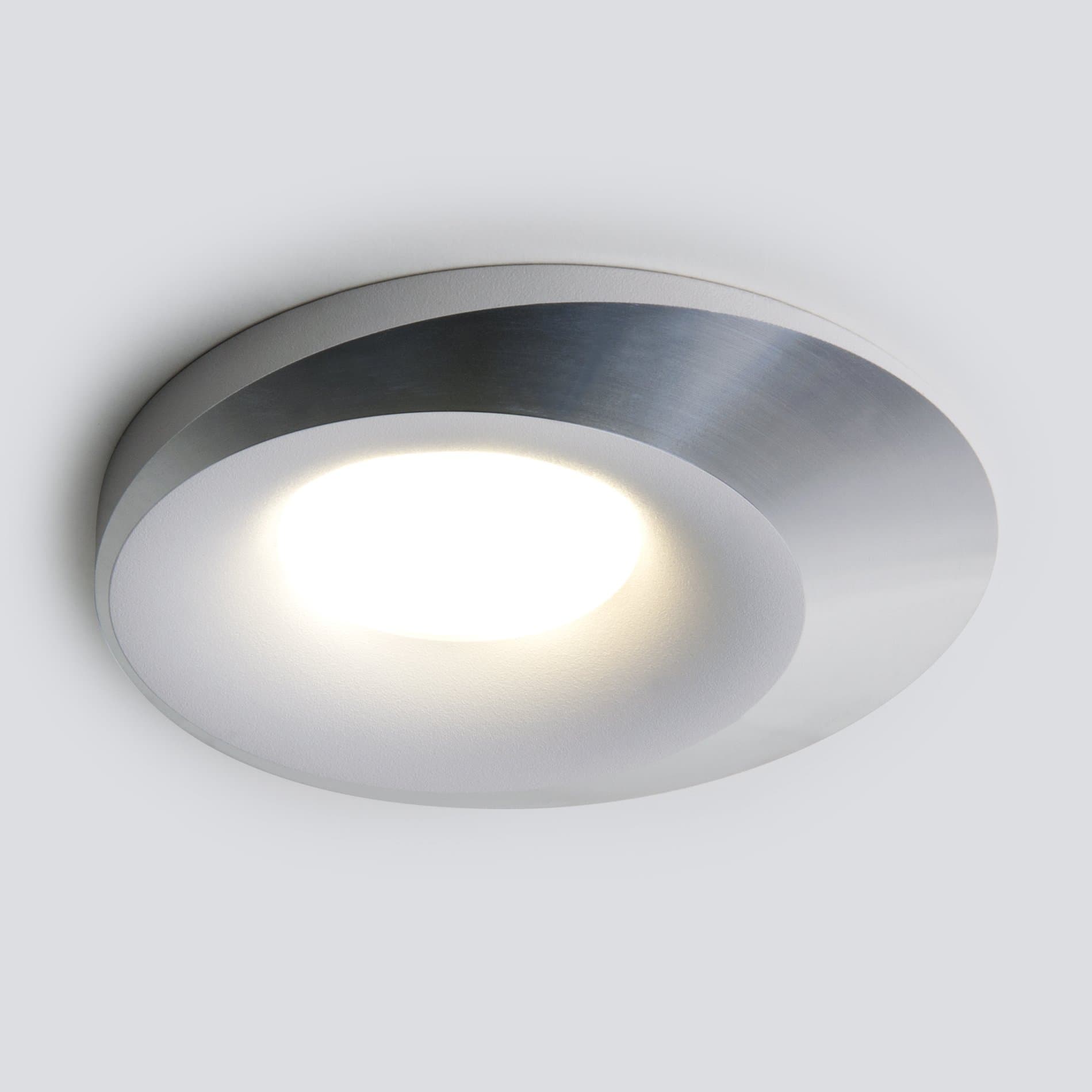 Elektrostandard 124 MR16/светильник встраиваемый/ белый серебро a053357