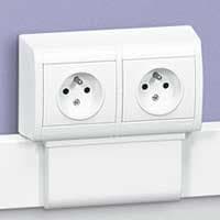 Legrand Mosaic Рамка вертикальная 2х4м 031621