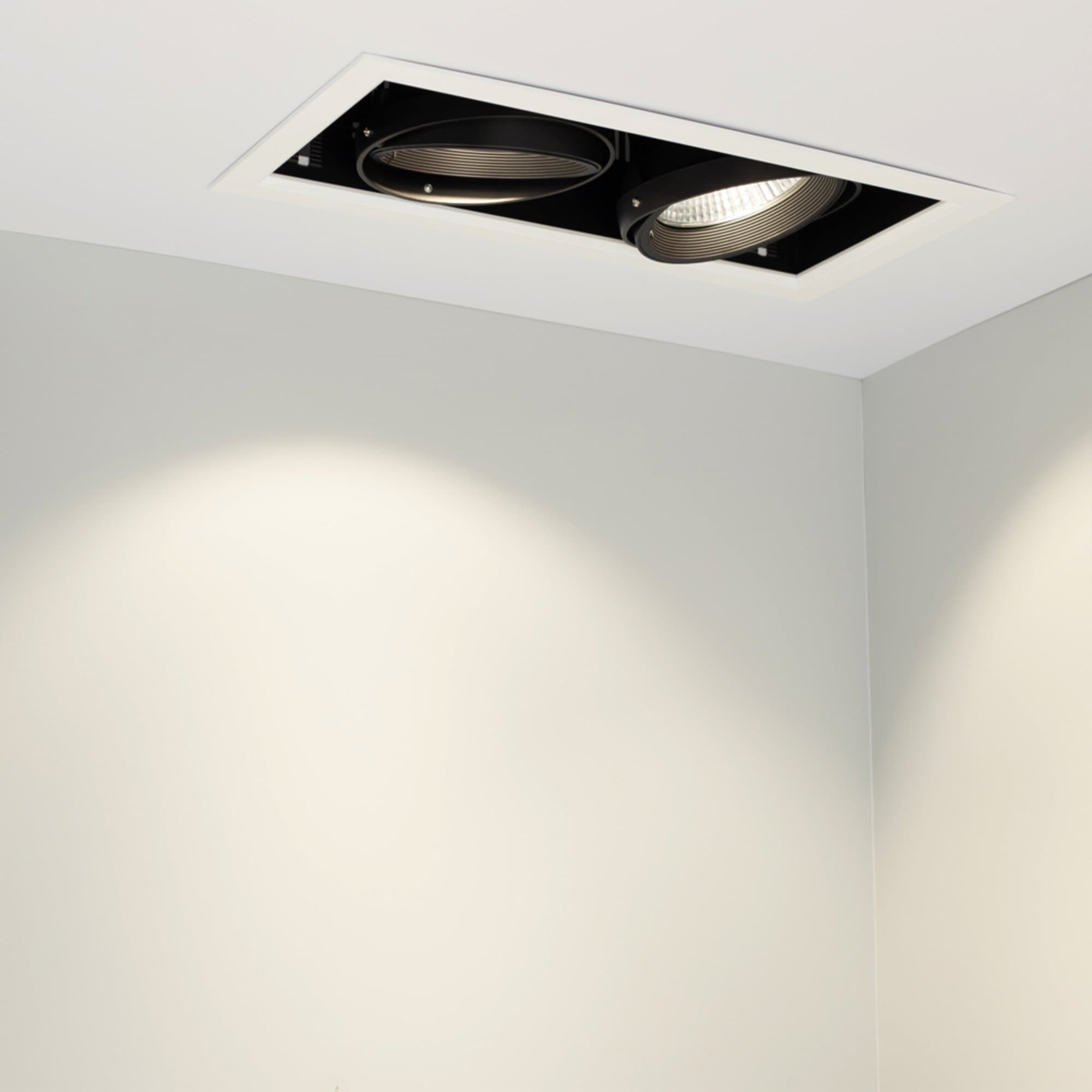 Arlight Светильник CL-KARDAN-S375x190-2x25W Warm3000 (WH-BK, 30 deg) (IP20 Металл, 3 года) 028863 — миниатюра 4