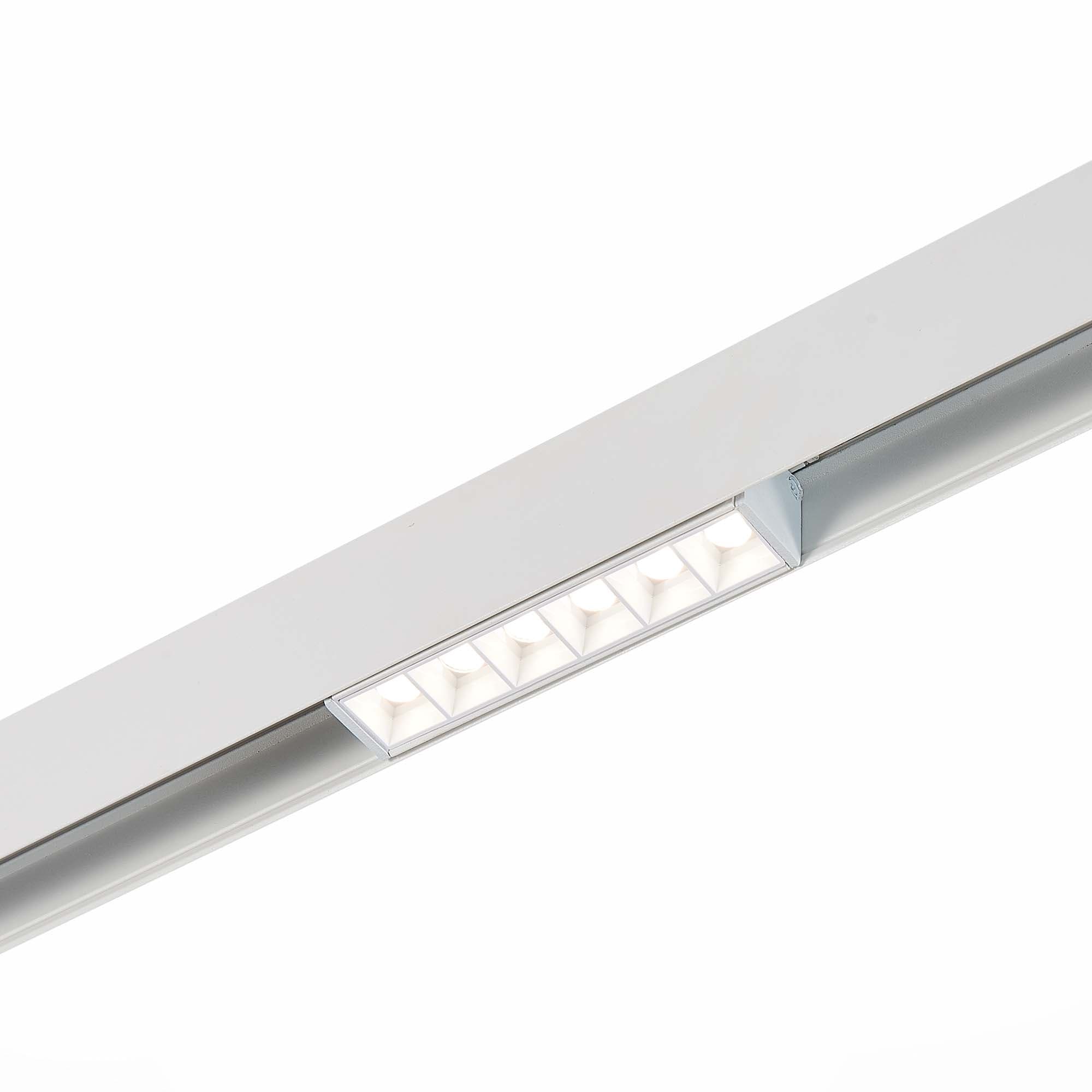 ST Luce ST361.546.06 Магнитный трековый светильник белый LED 1*6W 4000K 532Lm Ra>80 36° IP20 L115xW22xH44 48V