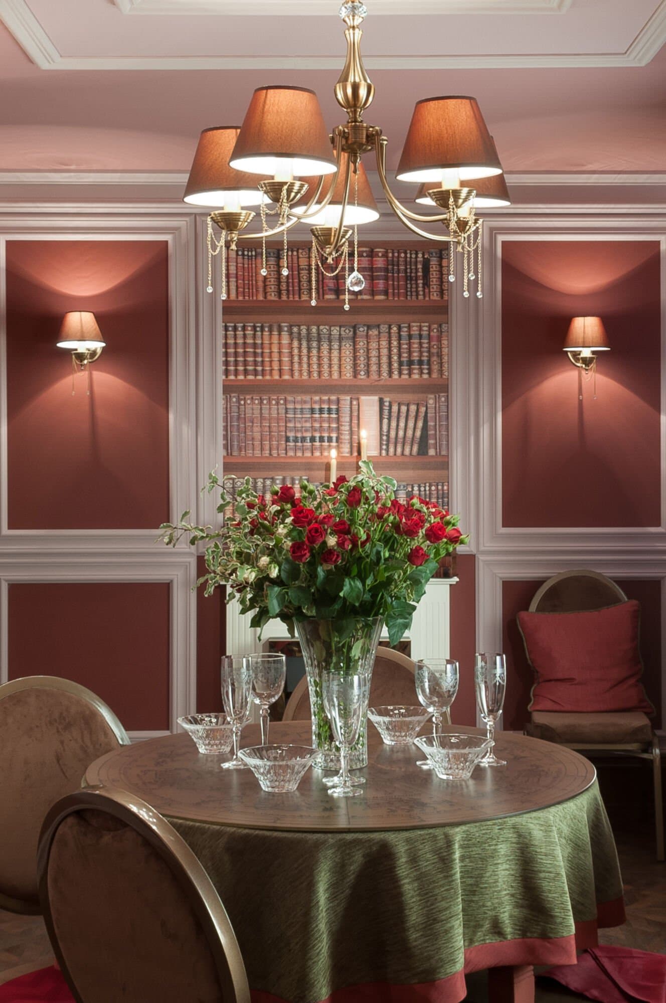 Maytoni Royal Classic Chester Латунь Люстра 5xE14 60W RC0100-PL-05-R — миниатюра 5