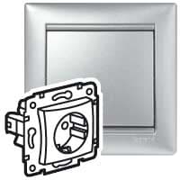 Legrand DIY Valena Алюм Розетка 1-ая с/з с защитными шторками 694343
