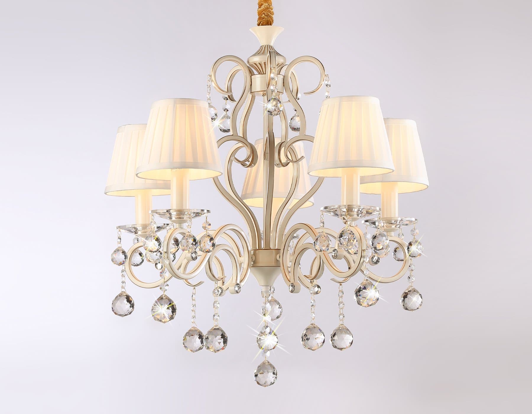 Ambrella Подвесная люстра с абажурами TR4560/5 BG/GD бежевый/золото E14/5 max 40W D590*605