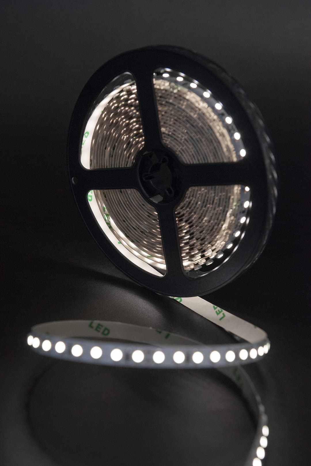 SWG Лента светодиодная стандарт 3528, 120 LED/м, 9,6 Вт/м, 24В , IP20, Цвет: Нейтральный белый 002124 — миниатюра 3