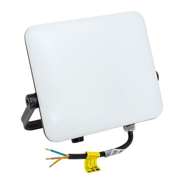 EKF Прожектор светодиодный СДО-4004 50Вт 4000К IP65 с равномерной засветкой LUMA