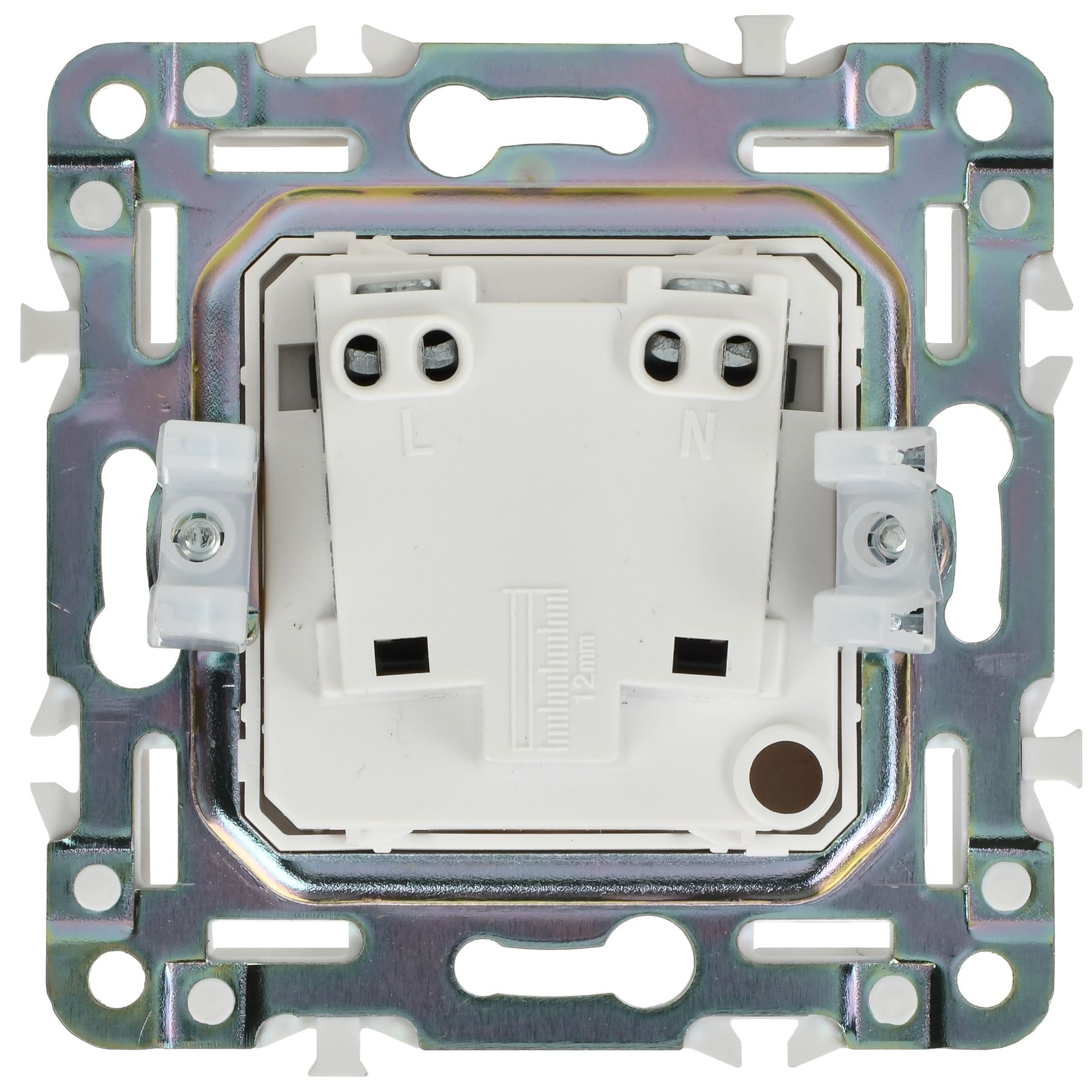 IEK SKANDY Арктический белый Розетка б/з с защитными шторками 10А SK-R01W — миниатюра 5