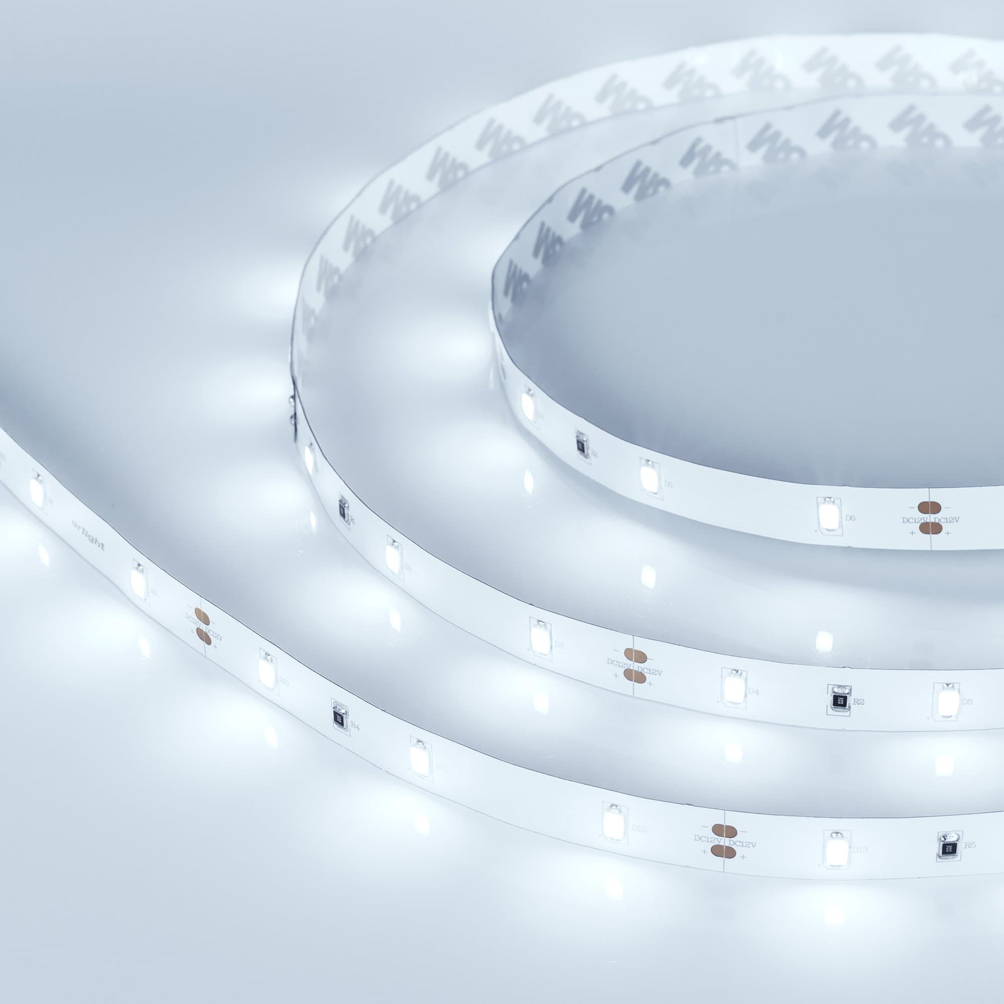 Arlight Светодиодная лента ULTRA-5000 12V Cool 8K (5630, 150 LED, LUX) (12 Вт/м, IP20) 013852 — миниатюра 4