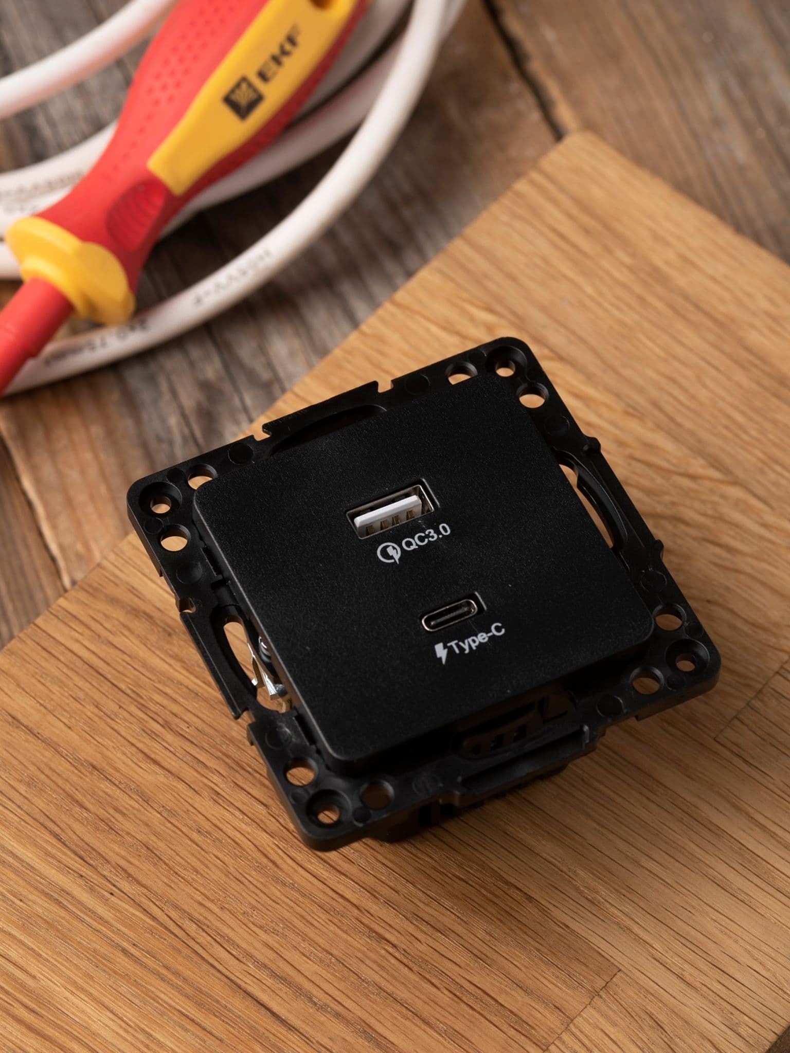 EKF PROxima Стокгольм Черный Розетка с 2USB type A+C — миниатюра 6
