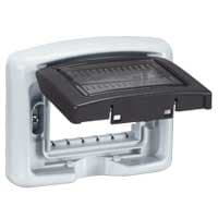 Legrand Plexo Белый Адаптер для трехмодульных механизмов Mosaic с мембраной IP55 IK07 680633 — миниатюра 2