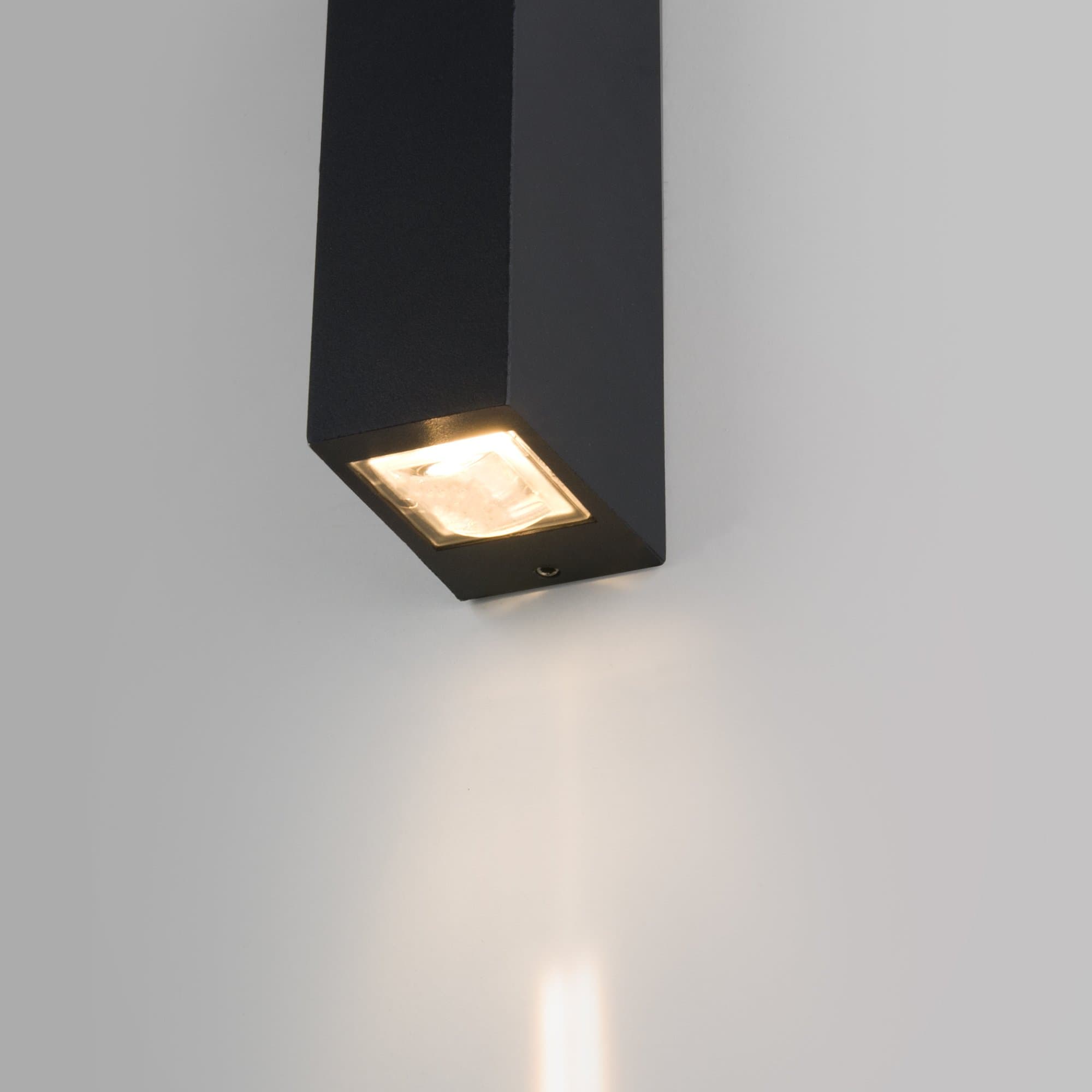 Elektrostandard Blaze LED черный (35136/W) Уличный светильник a057050 — миниатюра 3