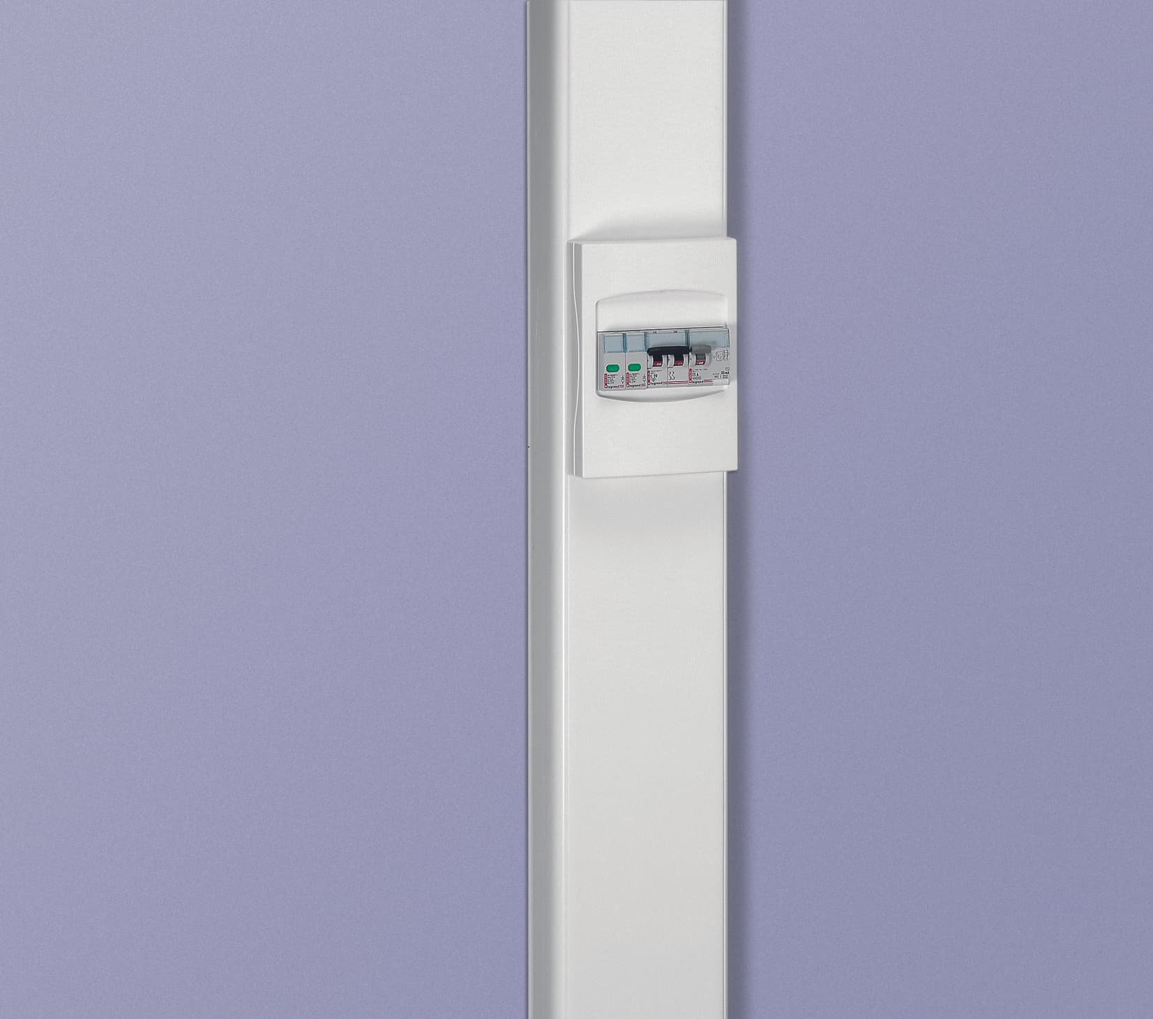 Legrand DLP Кабель-канал для гибкой крышки 150x65(без крышки) 010433 — миниатюра 2