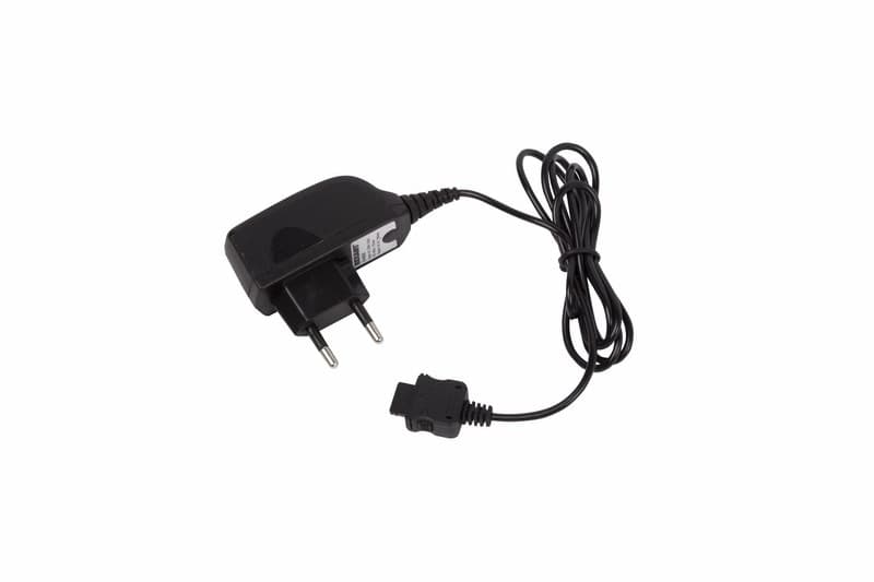 Сетевое зарядное устройство для SAMSUNG A300/A400/A800 220В (СЗУ) (5V, 700mA) шнур 1.2М черное Rexant 16-0263 — миниатюра 1