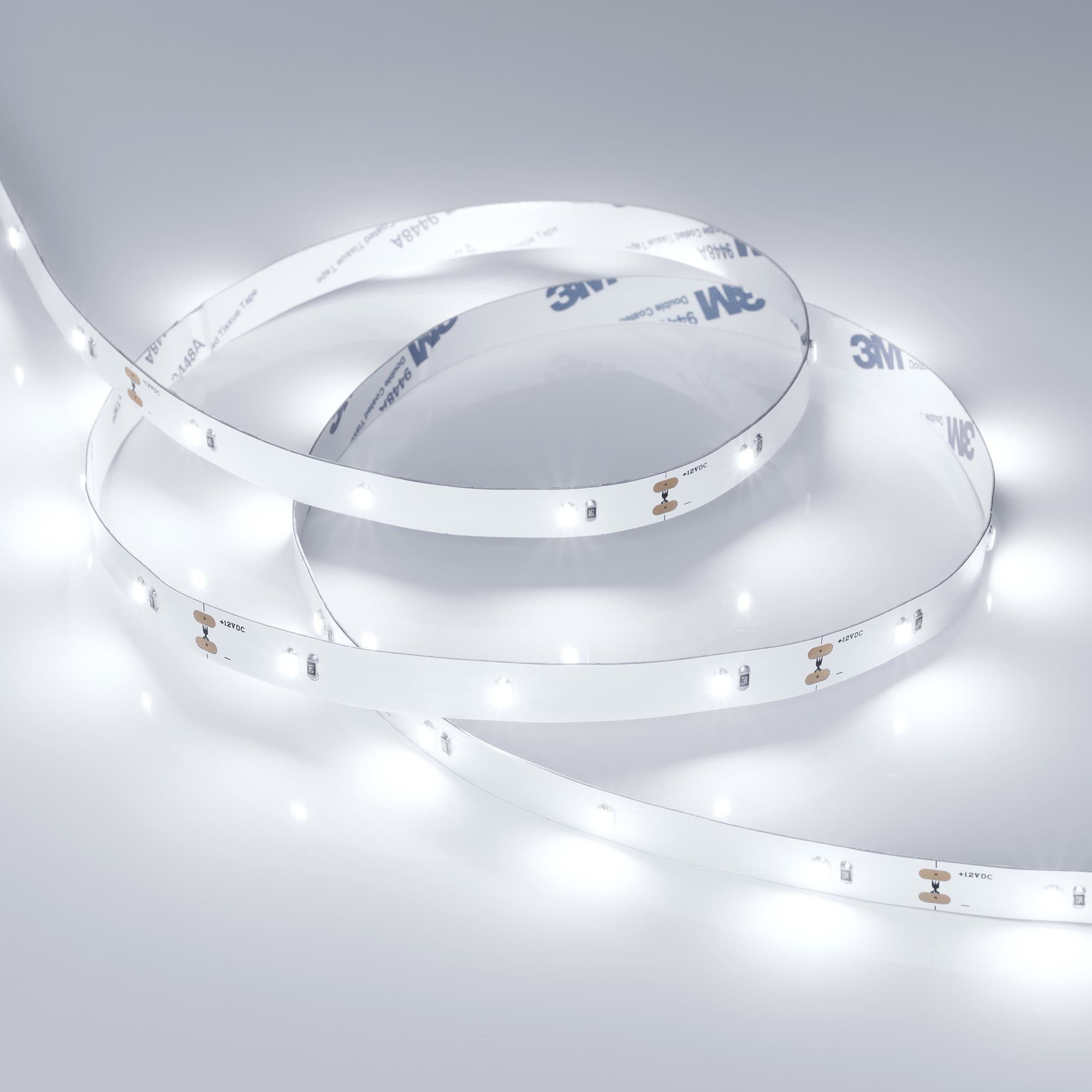 Arlight Светодиодная лента RT 6-5000 12V White (2835, 150 LED, PRO) (6 Вт/м, IP20) 019673 — миниатюра 4