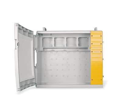DKC MBOX5 Корпус на 52 модуля , 4 поста с основанием 136х125 мм и доп.пространством