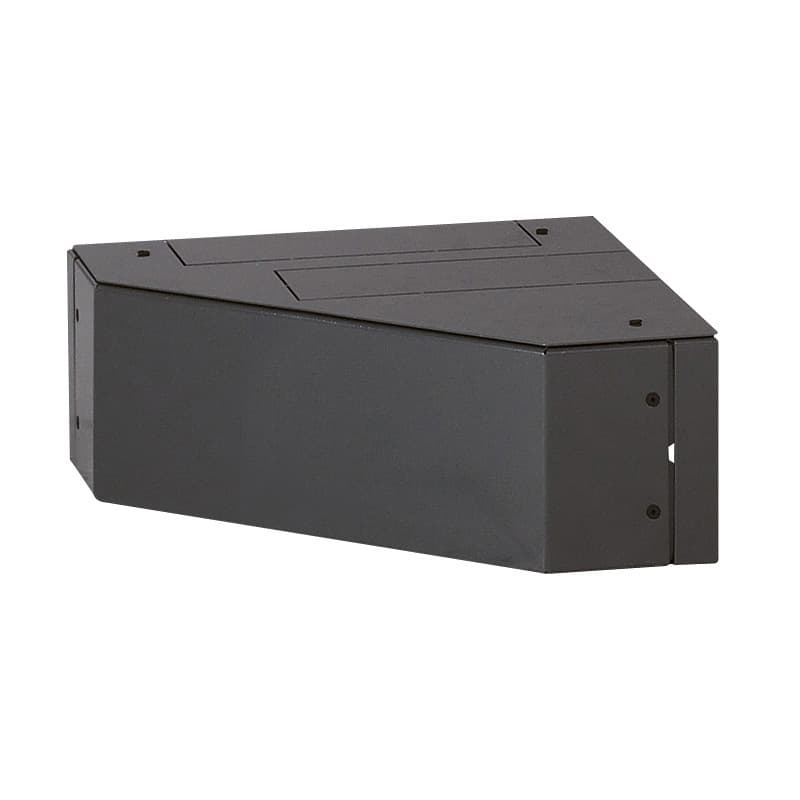 Legrand Altis Кессон цоколя 600x200 мм 047706 — миниатюра 1