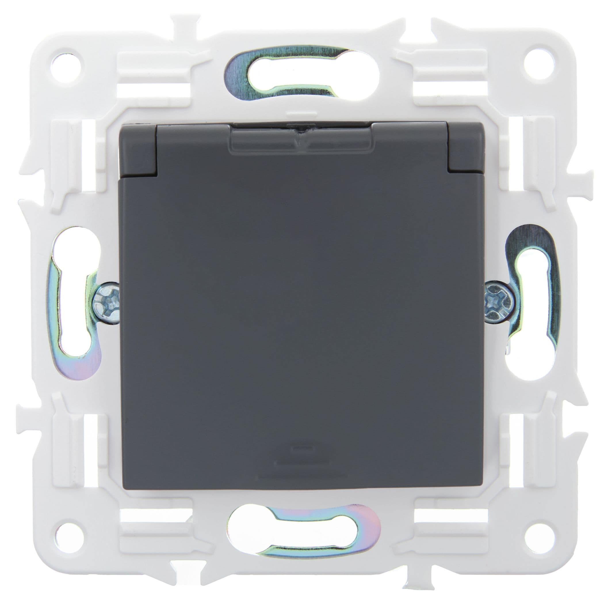 IEK SKANDY Титан Розетка с/з с защитными шторками и крышкой 16А IP44 SK-R11T — миниатюра 2