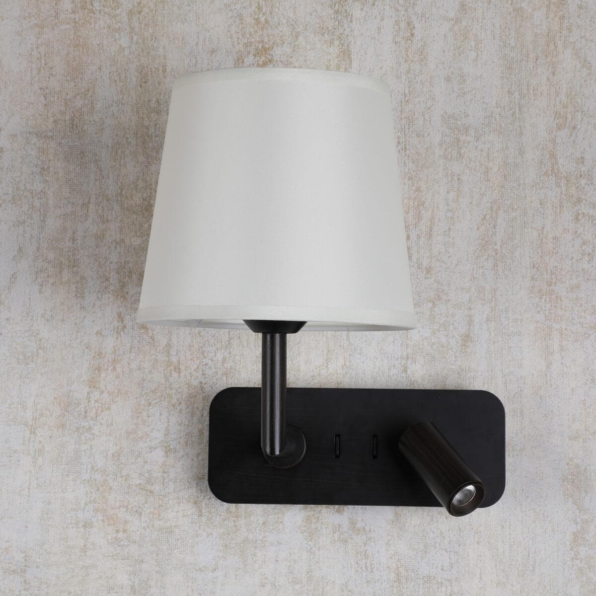 Favourite 2841-1W Bingo Настенный светильник D225*W240*H260, 1*E27*60W, excluded + 1*LED*1W, 100LM, 3000K, included — миниатюра 2