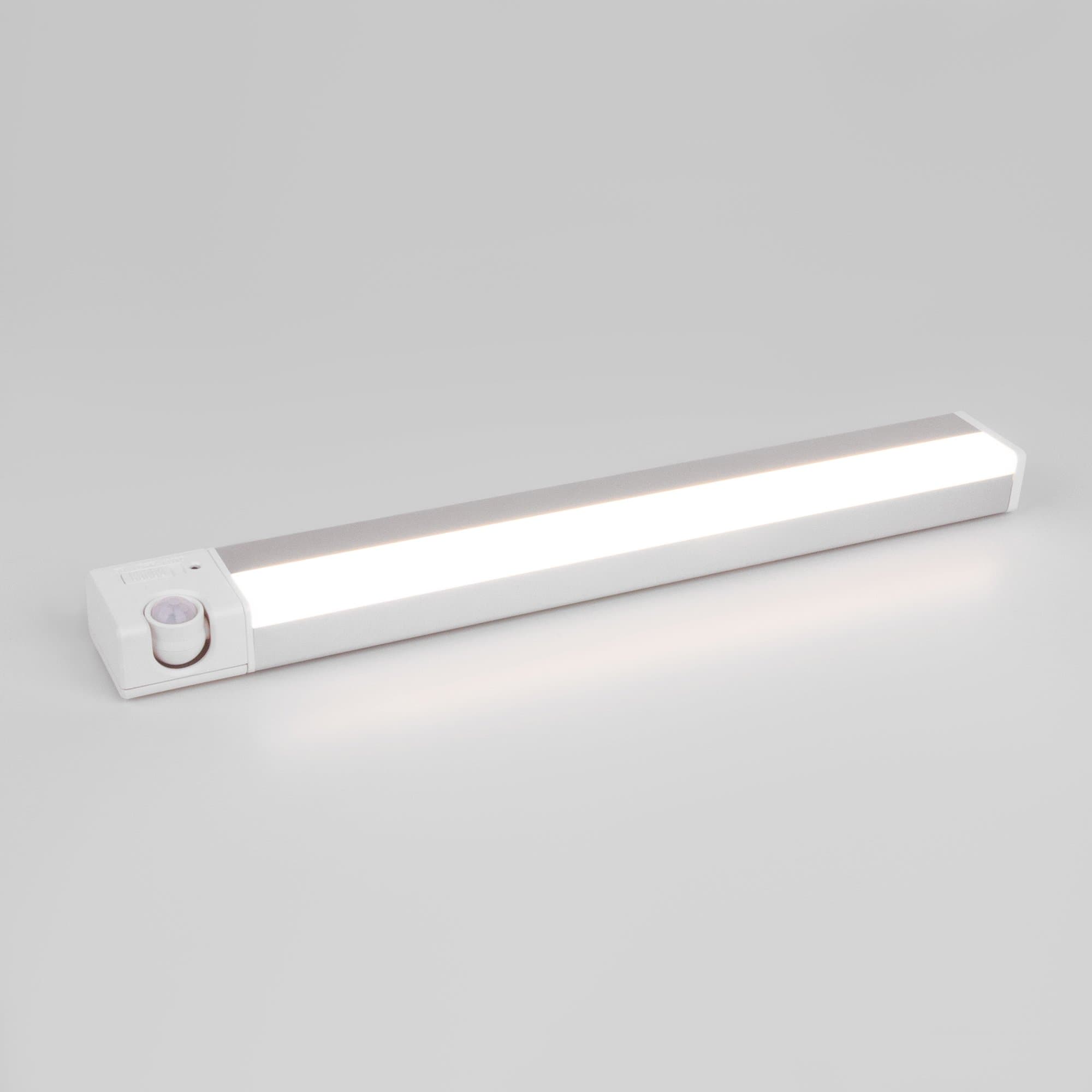 Elektrostandard LTB72 / Светильник стационарный светодиодный с датчиком движения Led Stick 2,5W 4000K Белый a053401